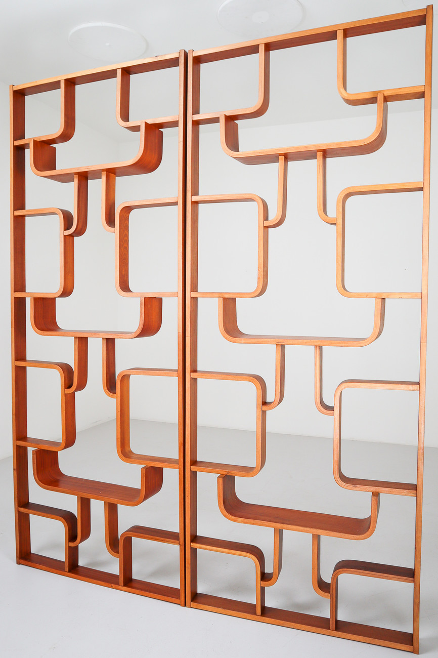 Midcentury Room Divider Shelves in Mahogany Bent-Wood, Praque, 1960s Mid-20th century