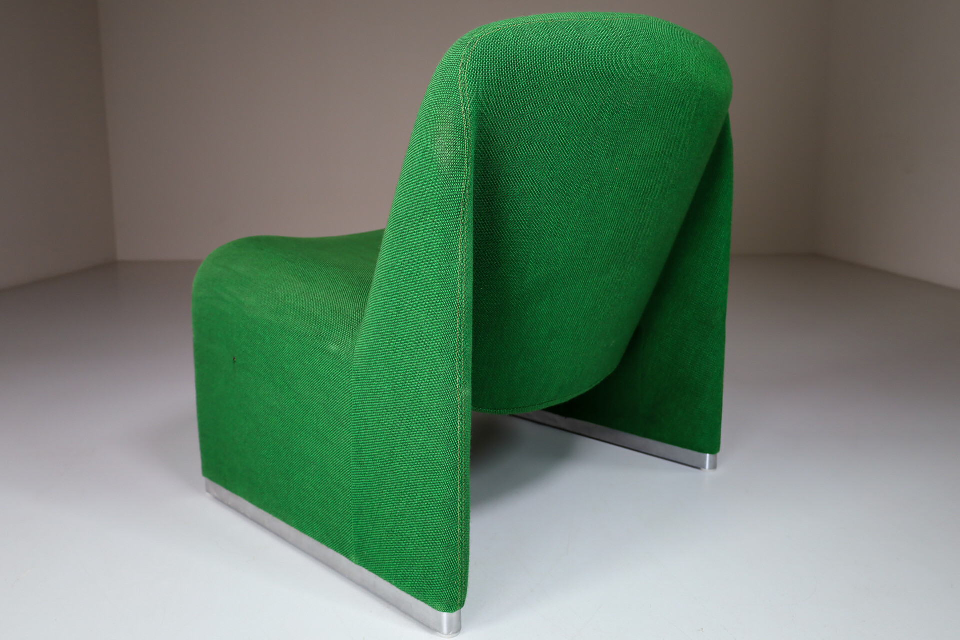 Modern Alky Chairs by Giancarlo Pirettie for Artifort and Castelli, Italy, circa 1970 Late-20th century