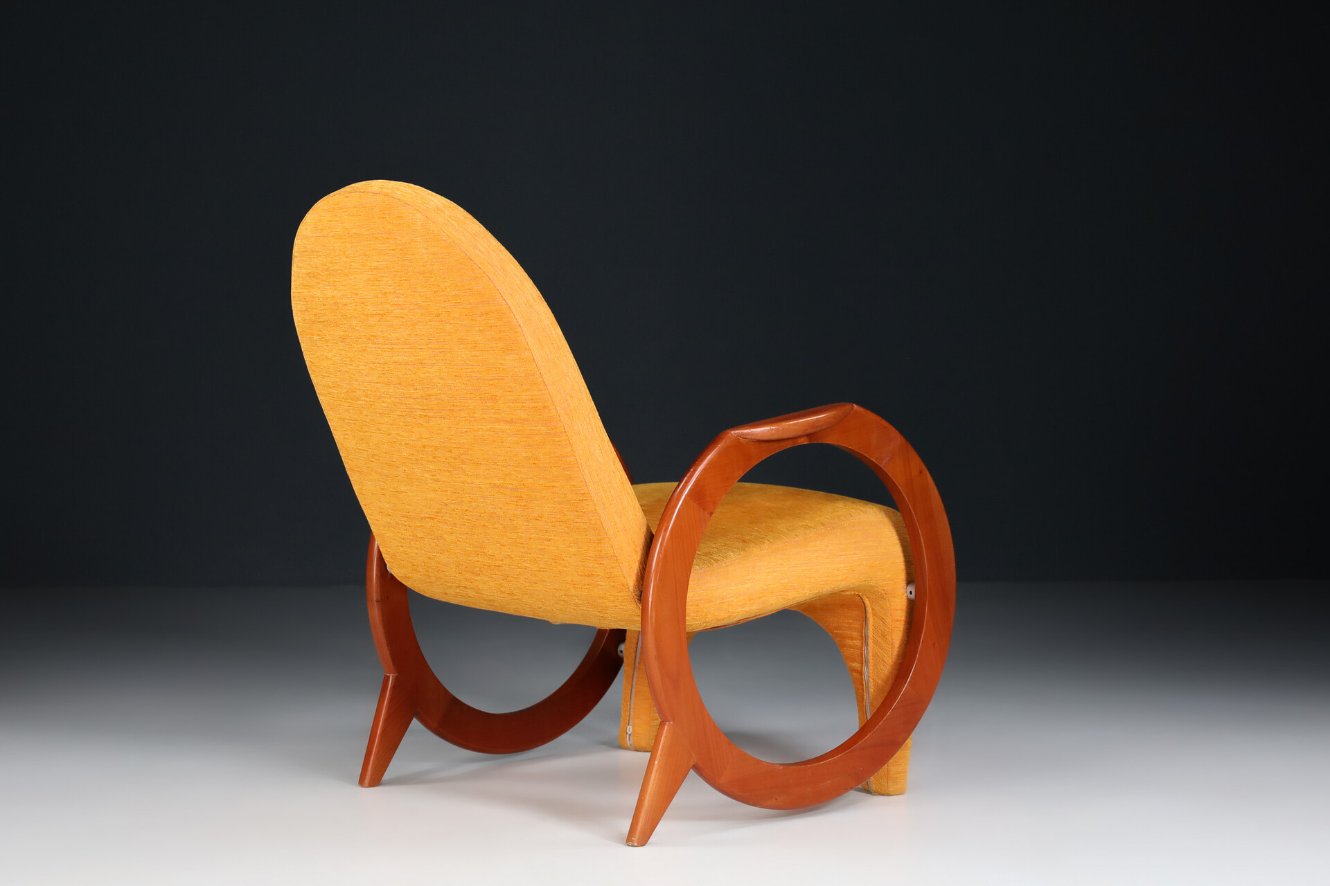 Modern Armchair in original Fabric, Italy 1970 Mid-20th century