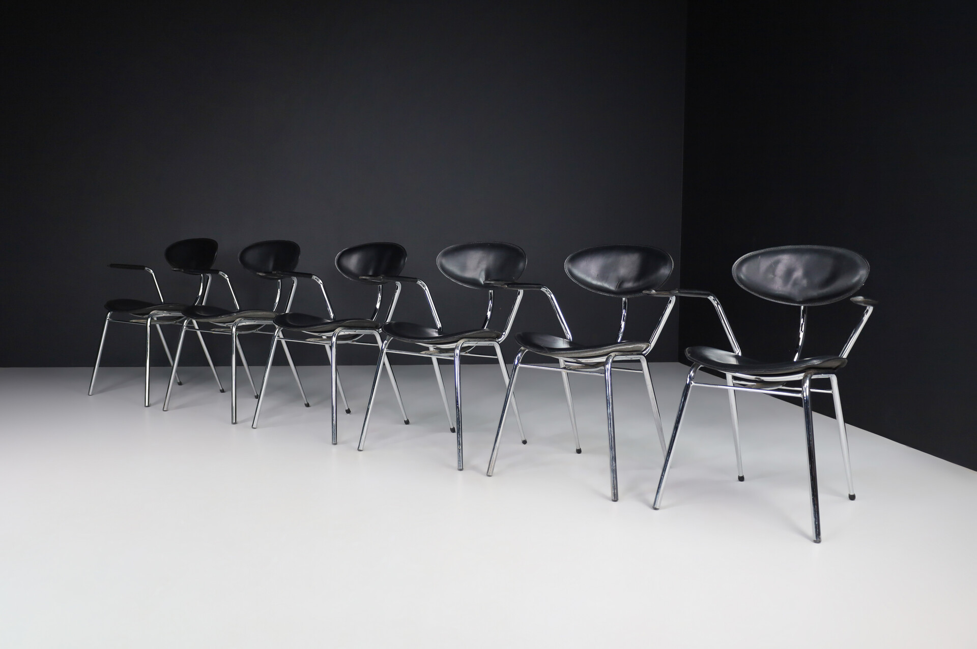 Modern Black leather Dining Chairs by Arrben, Italy, 1980s Late-20th century