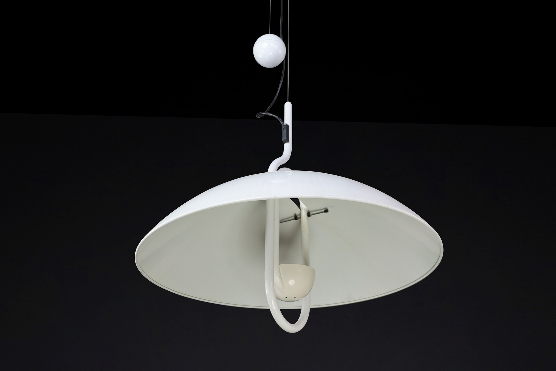 Modern Elio Martinelli for Martinelli Luce Moon Dome metal pendant lamp, 1980 Late-20th century