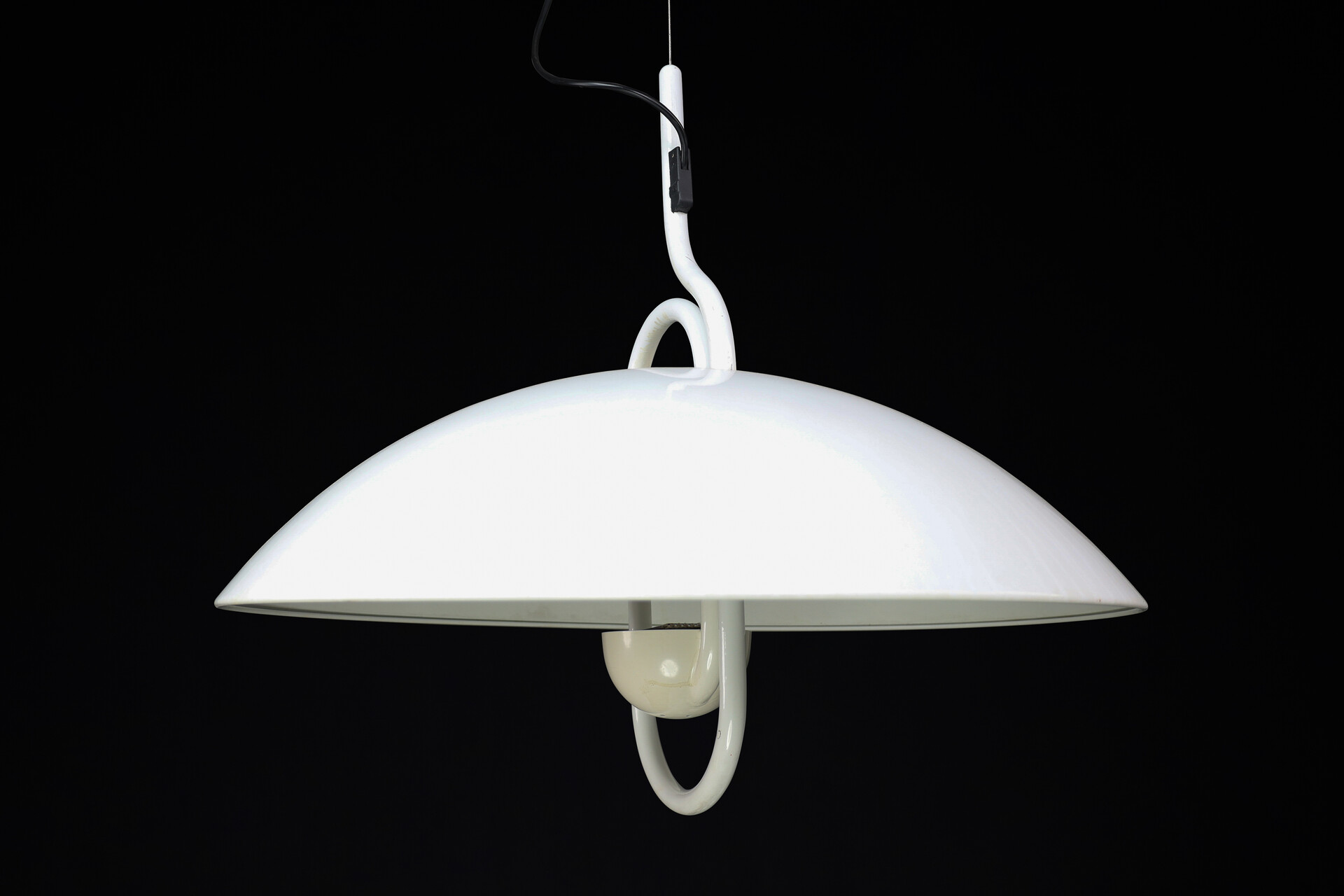 Modern Elio Martinelli for Martinelli Luce Moon Dome metal pendant lamp, 1980 Late-20th century