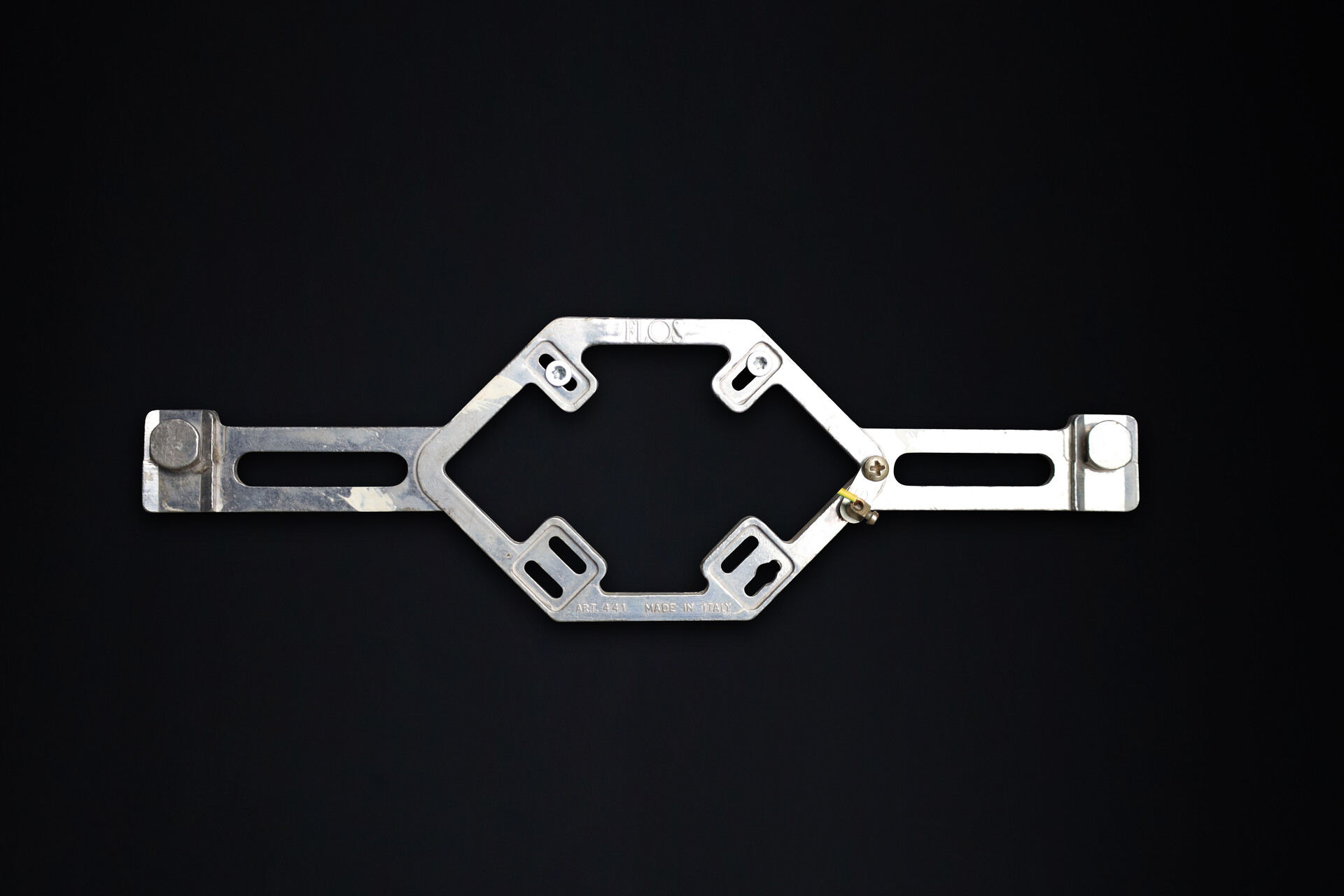 Modern Foglio sconces by Tobia Scarpa for Flos, Italy 1970s Late-20th century