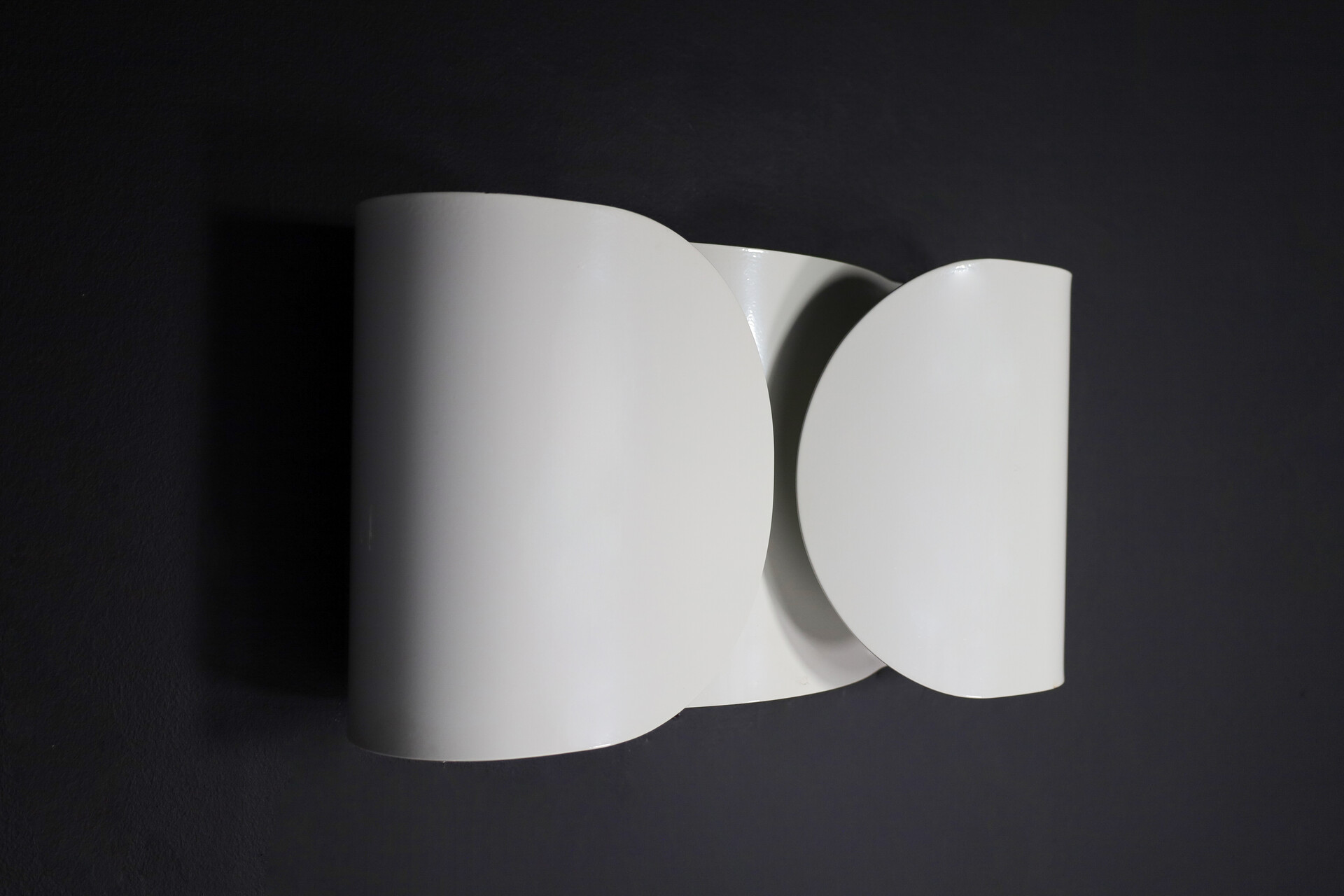 Modern Foglio sconces by Tobia Scarpa for Flos, Italy 1970s Late-20th century