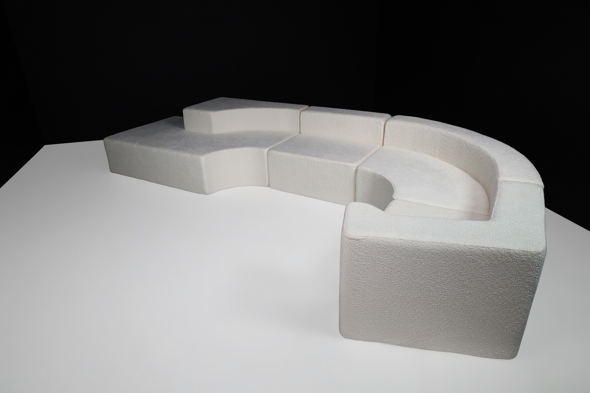 Modern Italian modular sofa in the style of Pamio, Massari & Toso for Stillwood, Italy 1970s Late-20th century