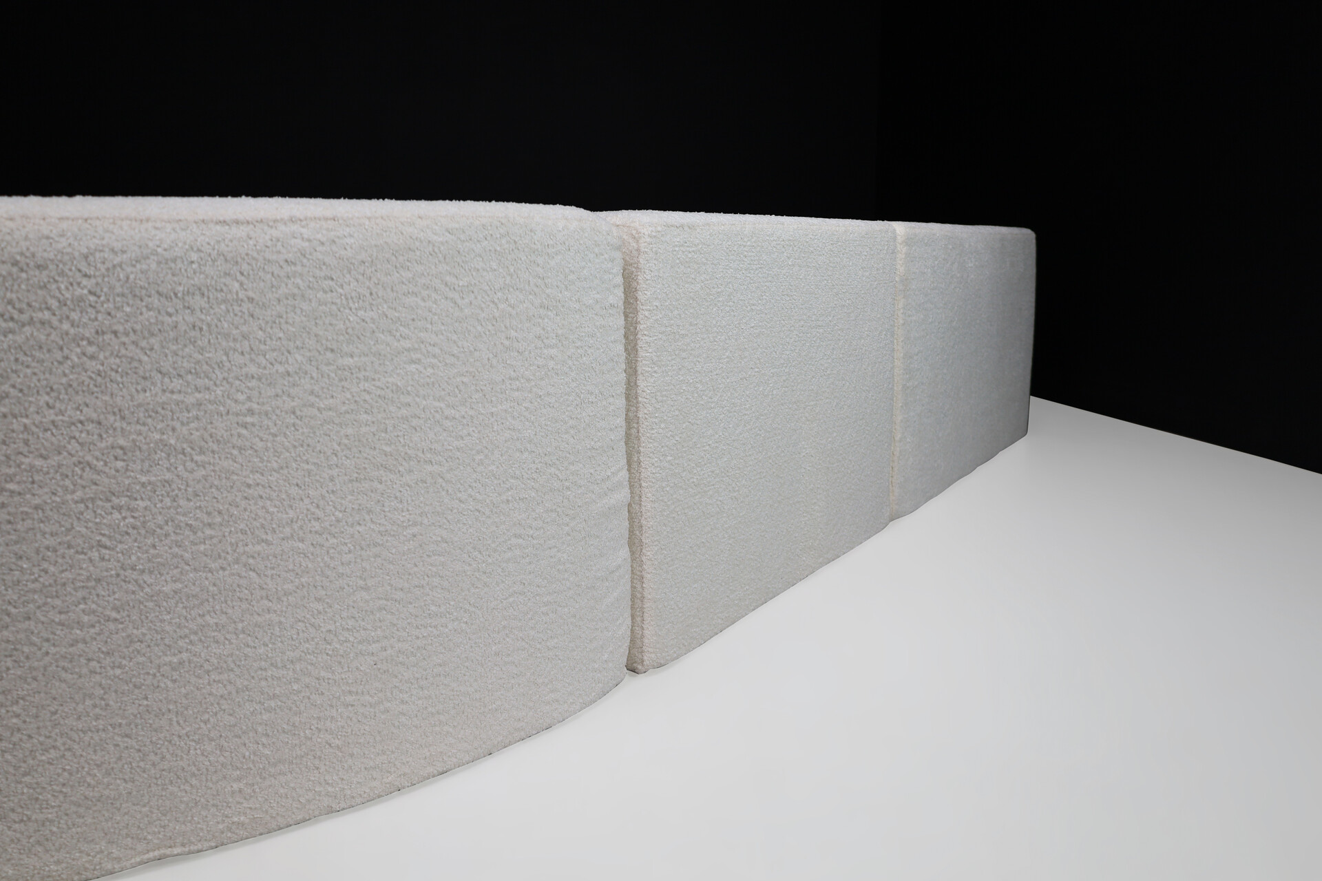 Modern Italian modular sofa in the style of Pamio, Massari & Toso for Stillwood, Italy 1970s Late-20th century