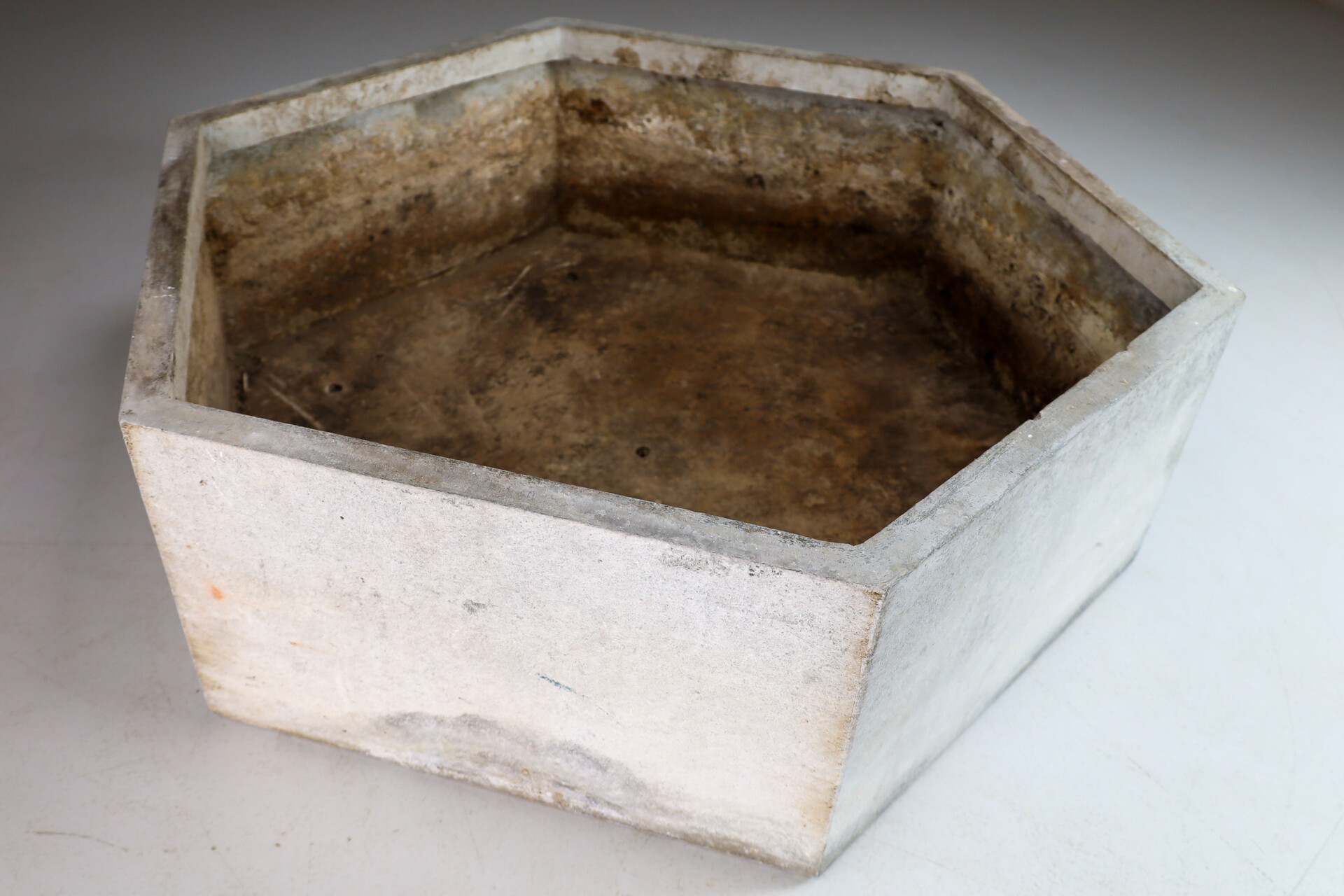 Modern Large Willy Guhl Hexagon Planter , Switzerland 1960s Mid-20th century