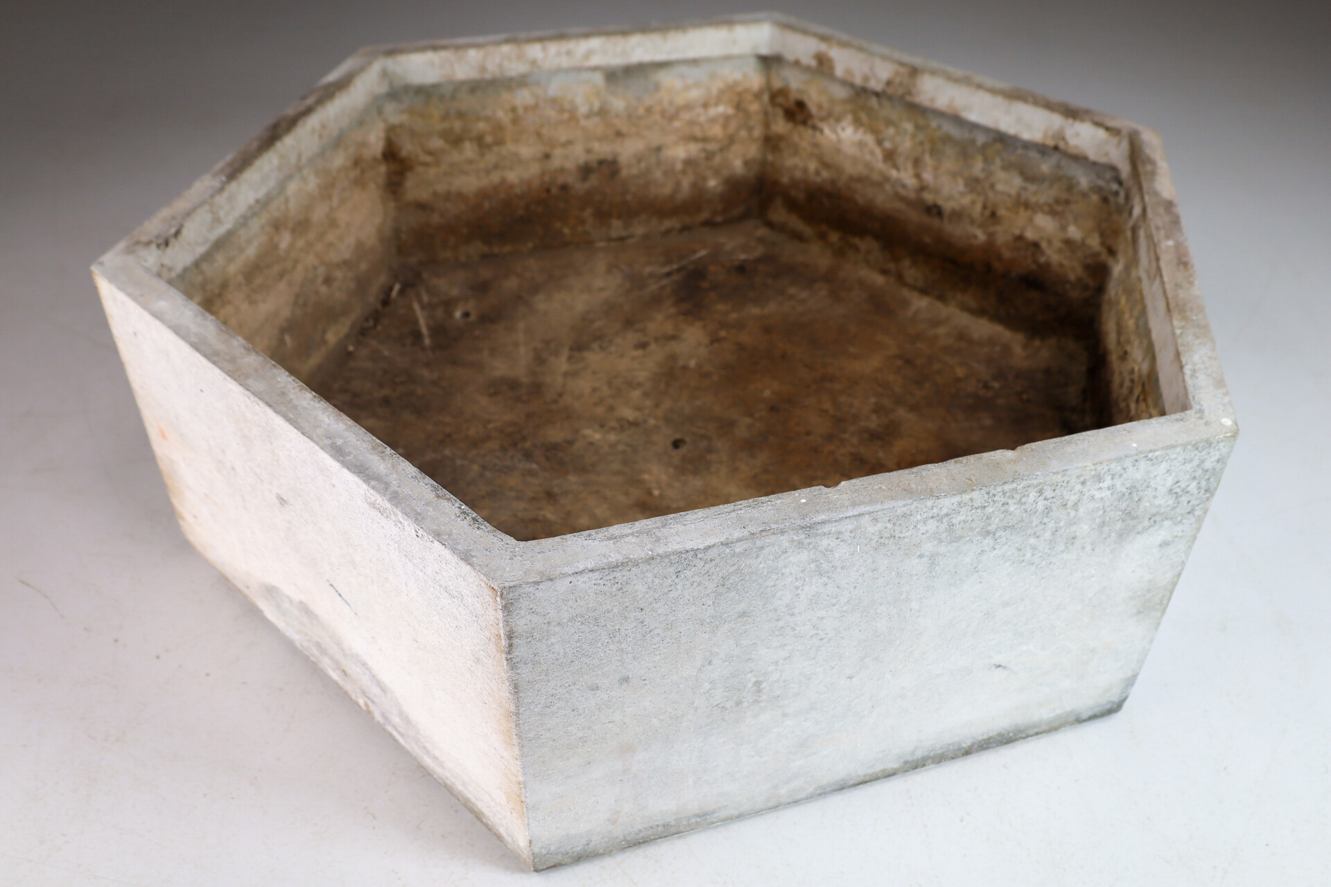 Modern Large Willy Guhl Hexagon Planter , Switzerland 1960s Mid-20th century