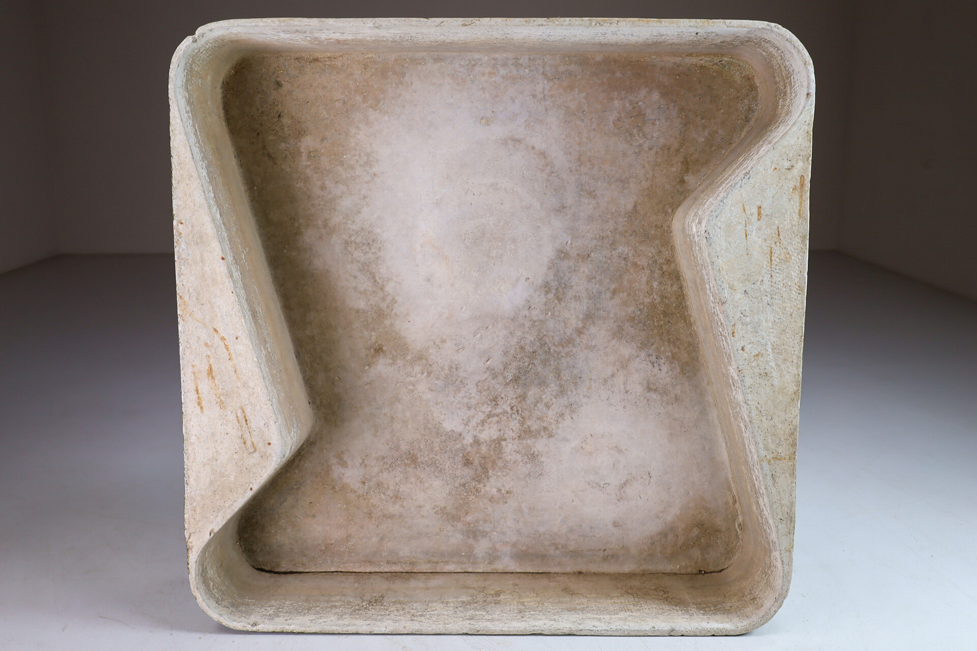 Modern Large Willy Guhl Planter Switzerland 1960s Mid-20th century