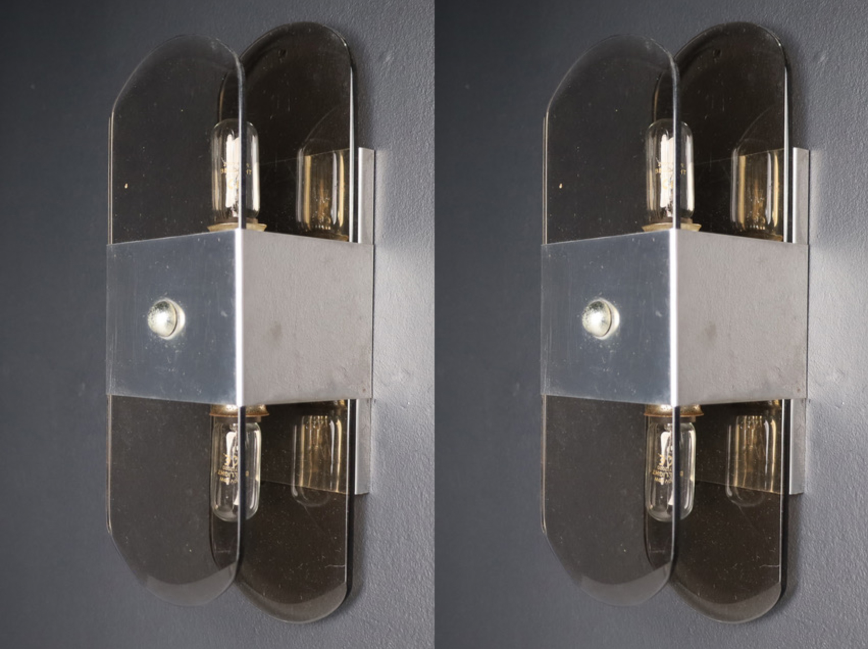 Modern Lucite and Chrome Wall Sconces, italy 1970s Late-20th century