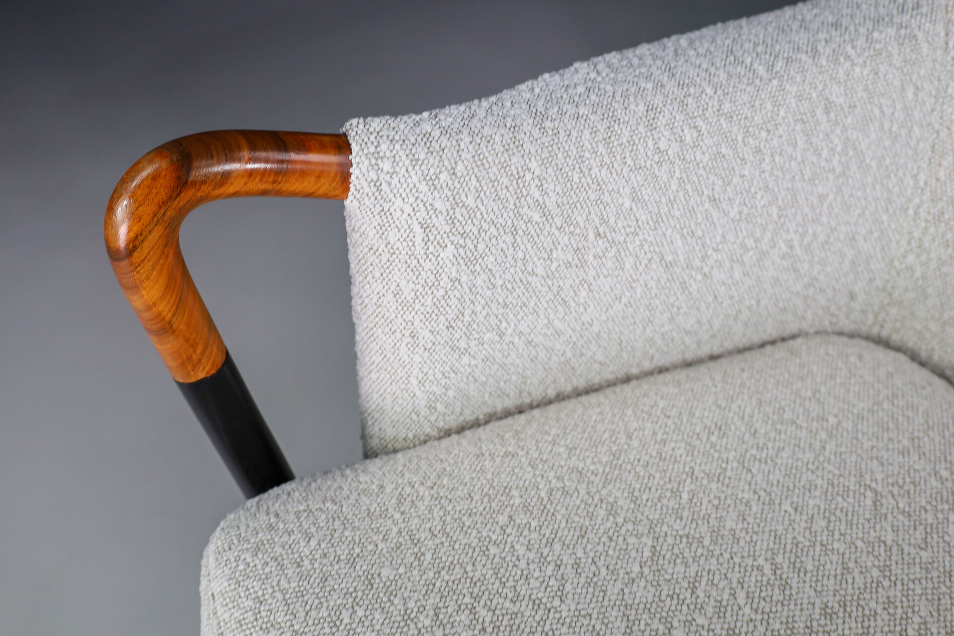 Modern Progetti wing chair armchairs by Umberto Asnago for Giorgetti in New Bouclé Wool Fabric Italy 1980s Late-20th century