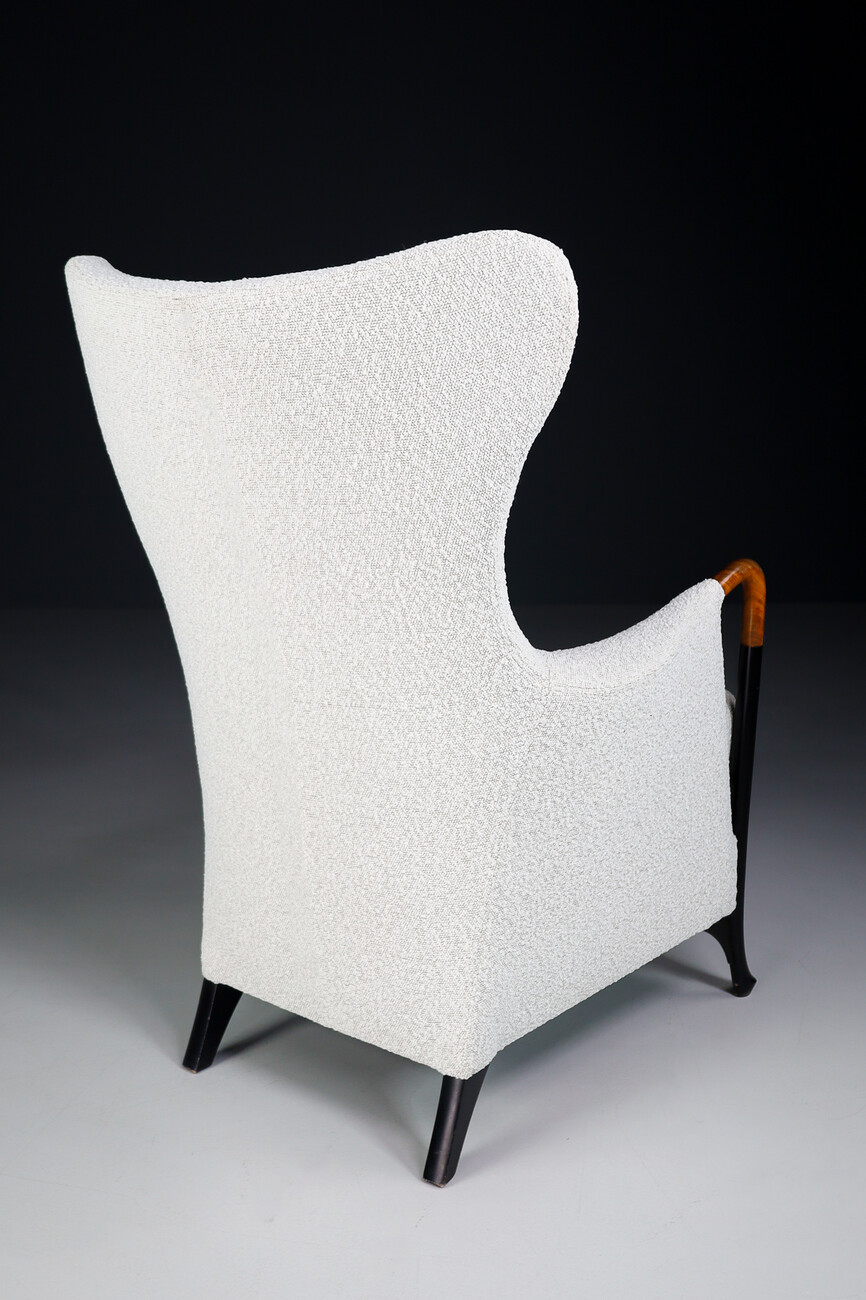 Modern Progetti wing chair armchairs by Umberto Asnago for Giorgetti in New Bouclé Wool Fabric Italy 1980s Late-20th century