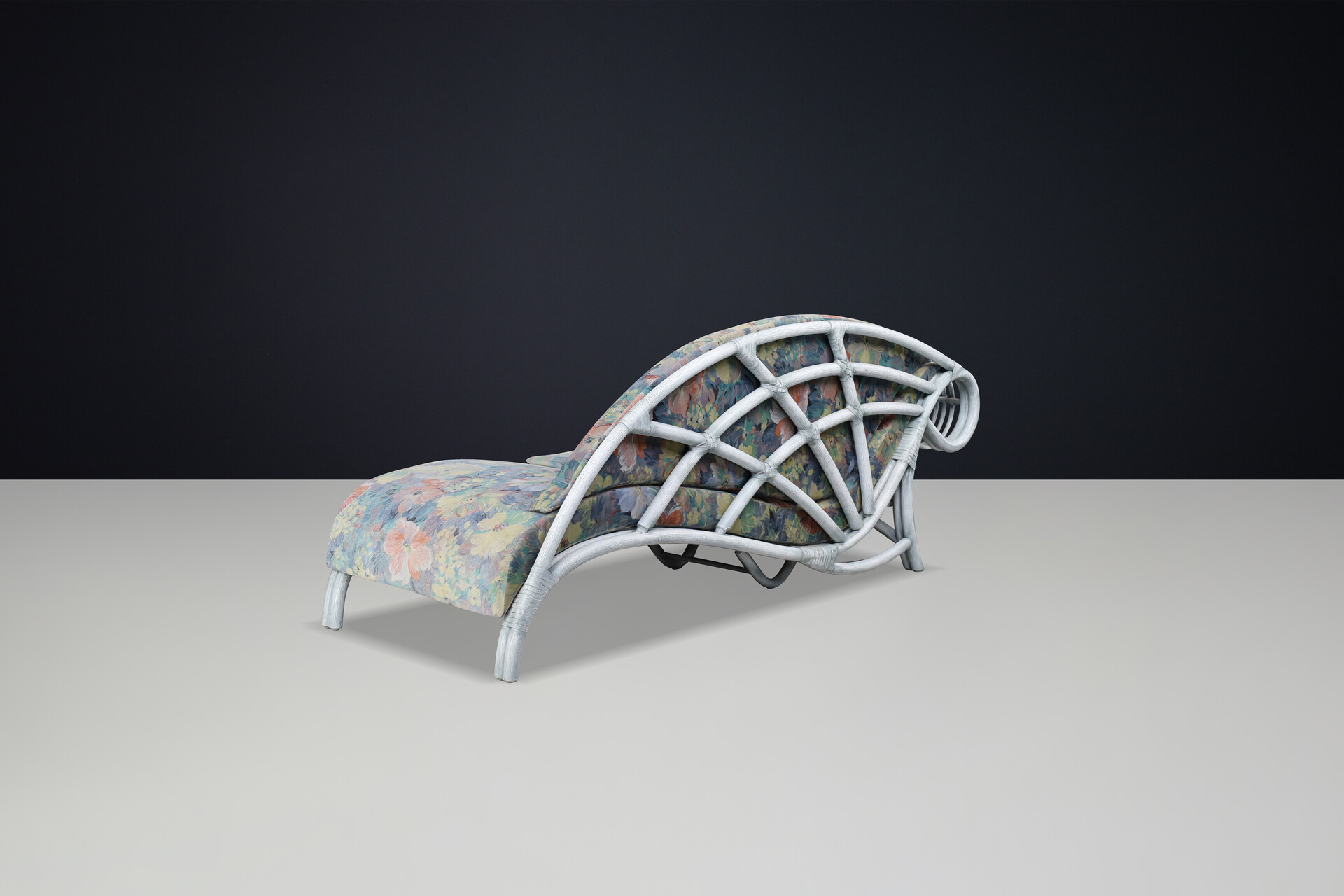 Modern Rattan, Bambo and original fabric lounge sofa or daybed By Flechtatelier Schütz Germany ,1980s Late-20th century