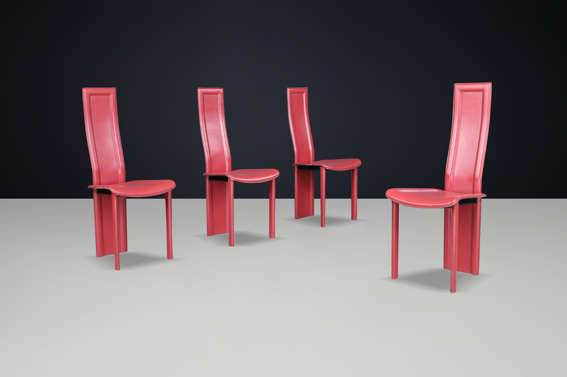 Modern Red leather design High back 'alice' dining chairs by giorgio cattelan, Italy 1980s Mid-20th century
