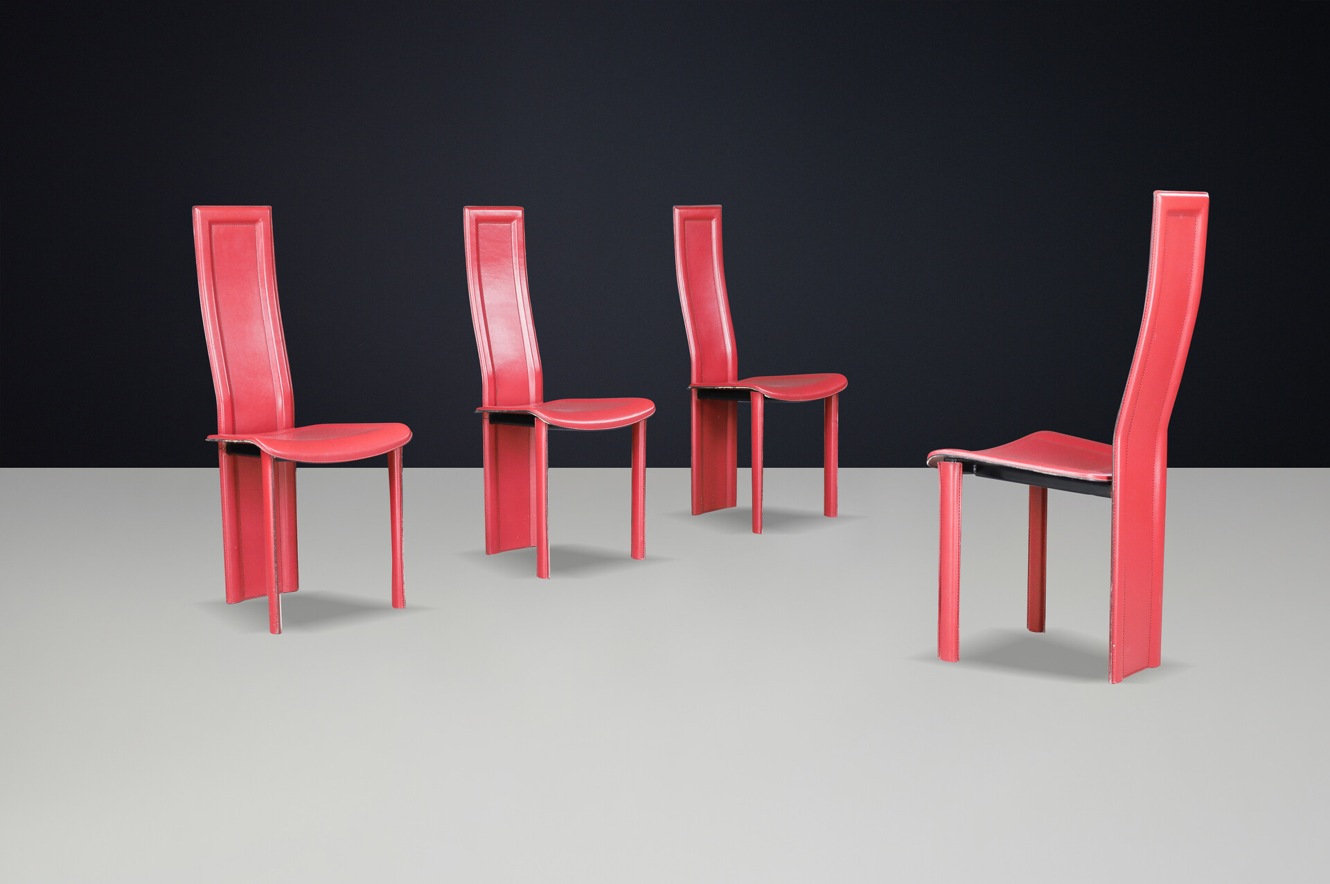 Modern Red leather design High back 'alice' dining chairs by giorgio cattelan, Italy 1980s Mid-20th century