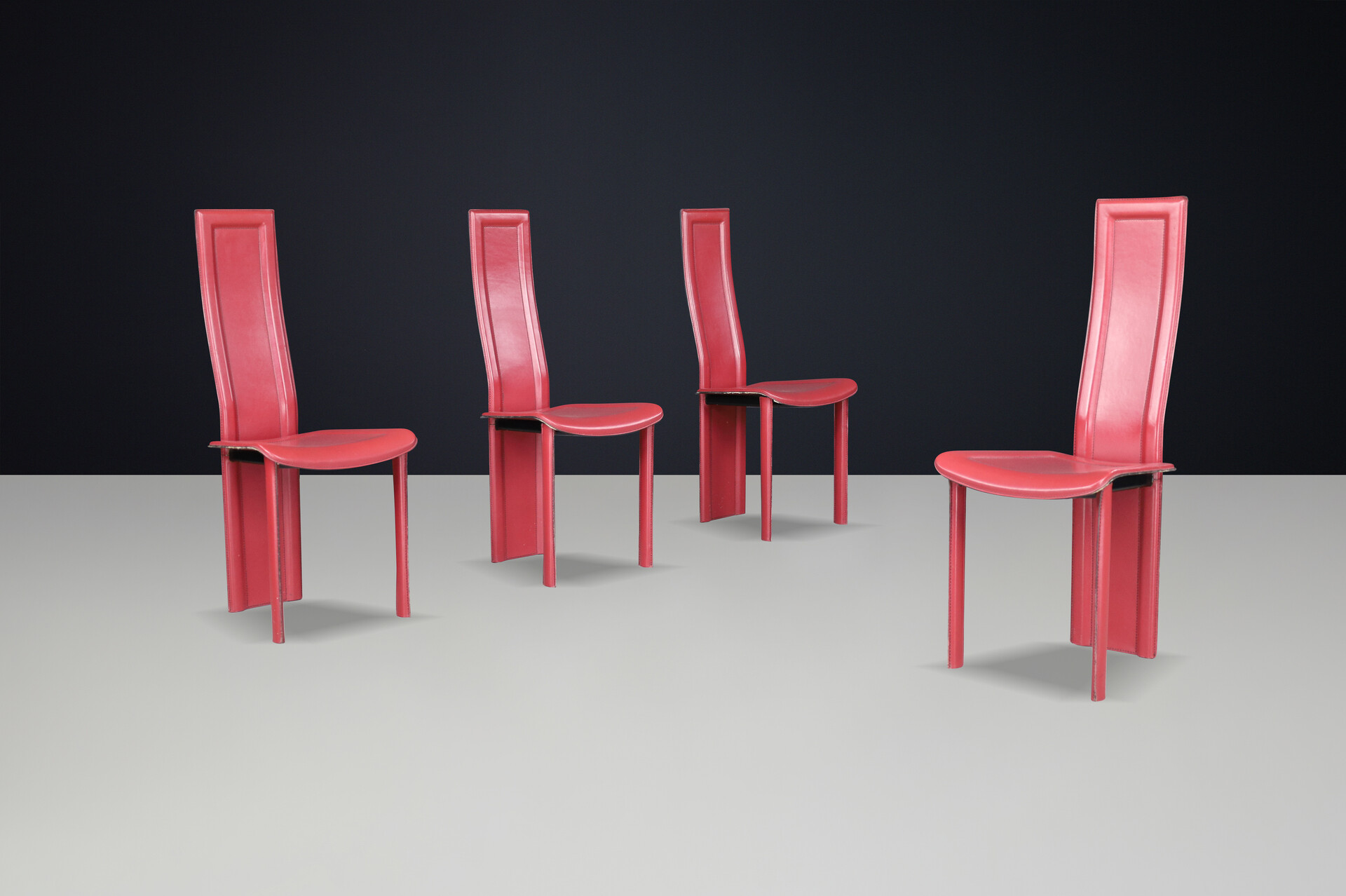 Modern Red leather design High back 'alice' dining chairs by giorgio cattelan, Italy 1980s Mid-20th century