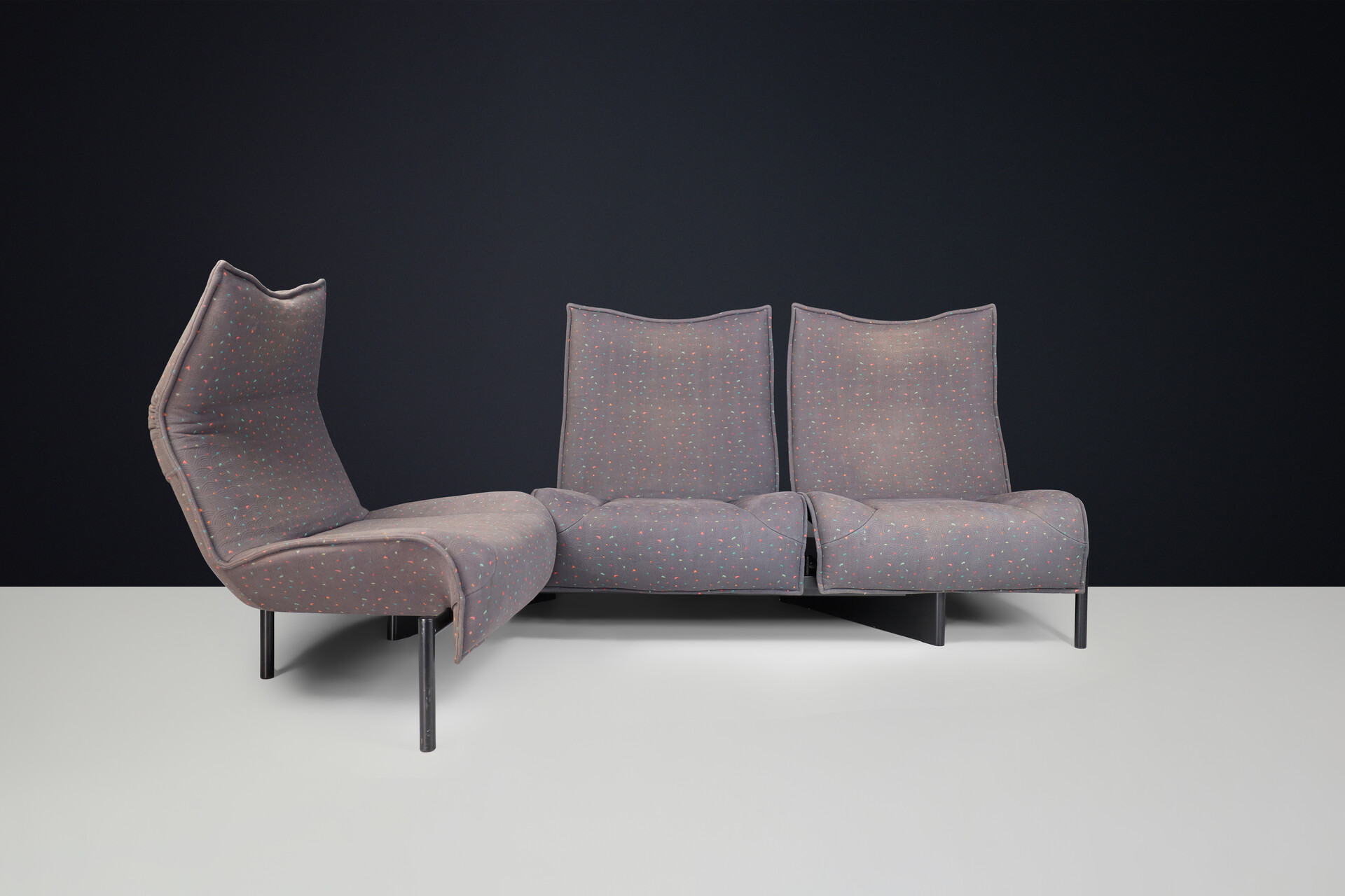 Modern Sofa Model Veranda by Vico Magistretti for Cassina in original fabric ,Italy 1980s Late-20th century