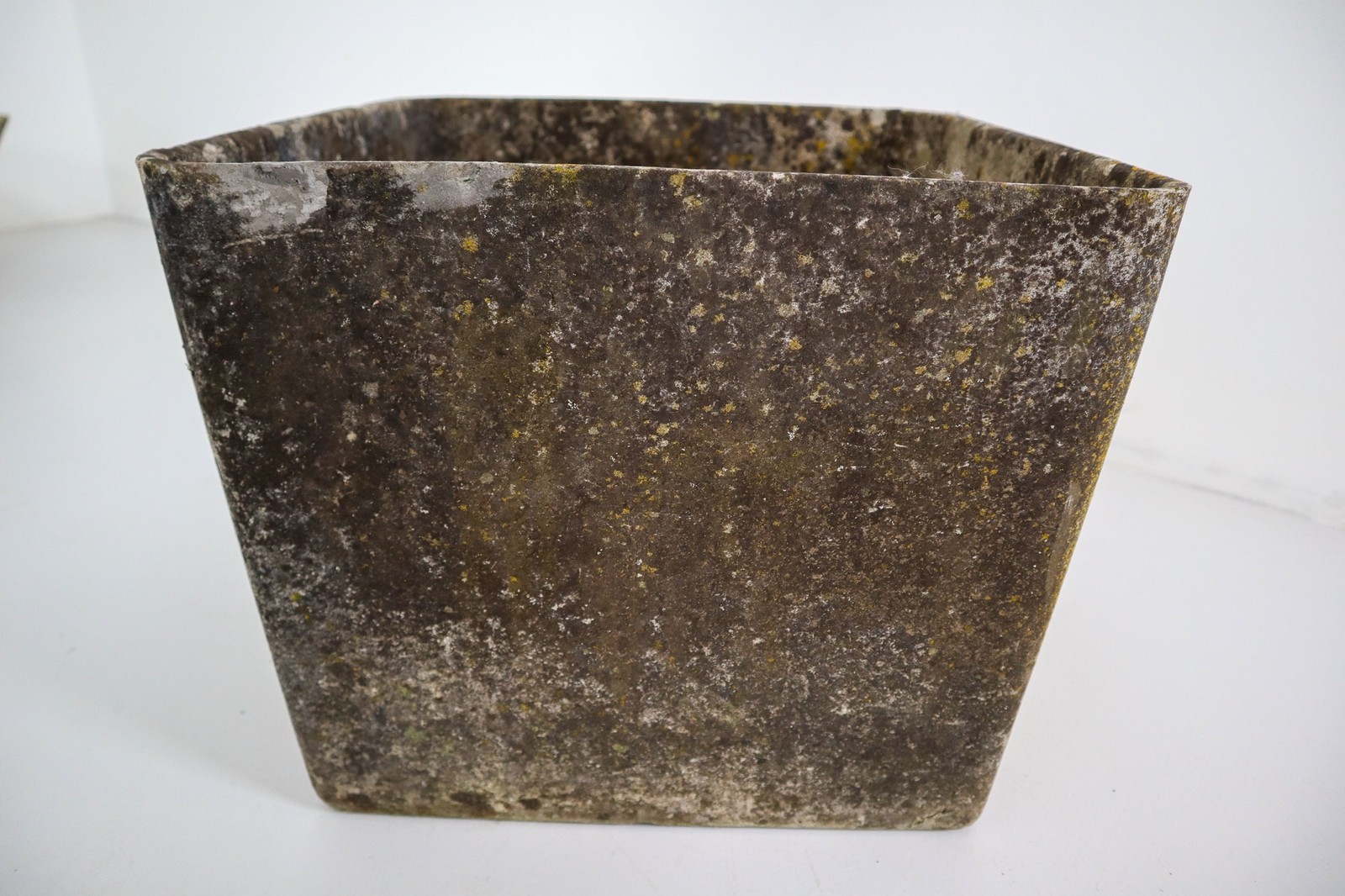 Modern Willy Guhl Planter Mid-20th century