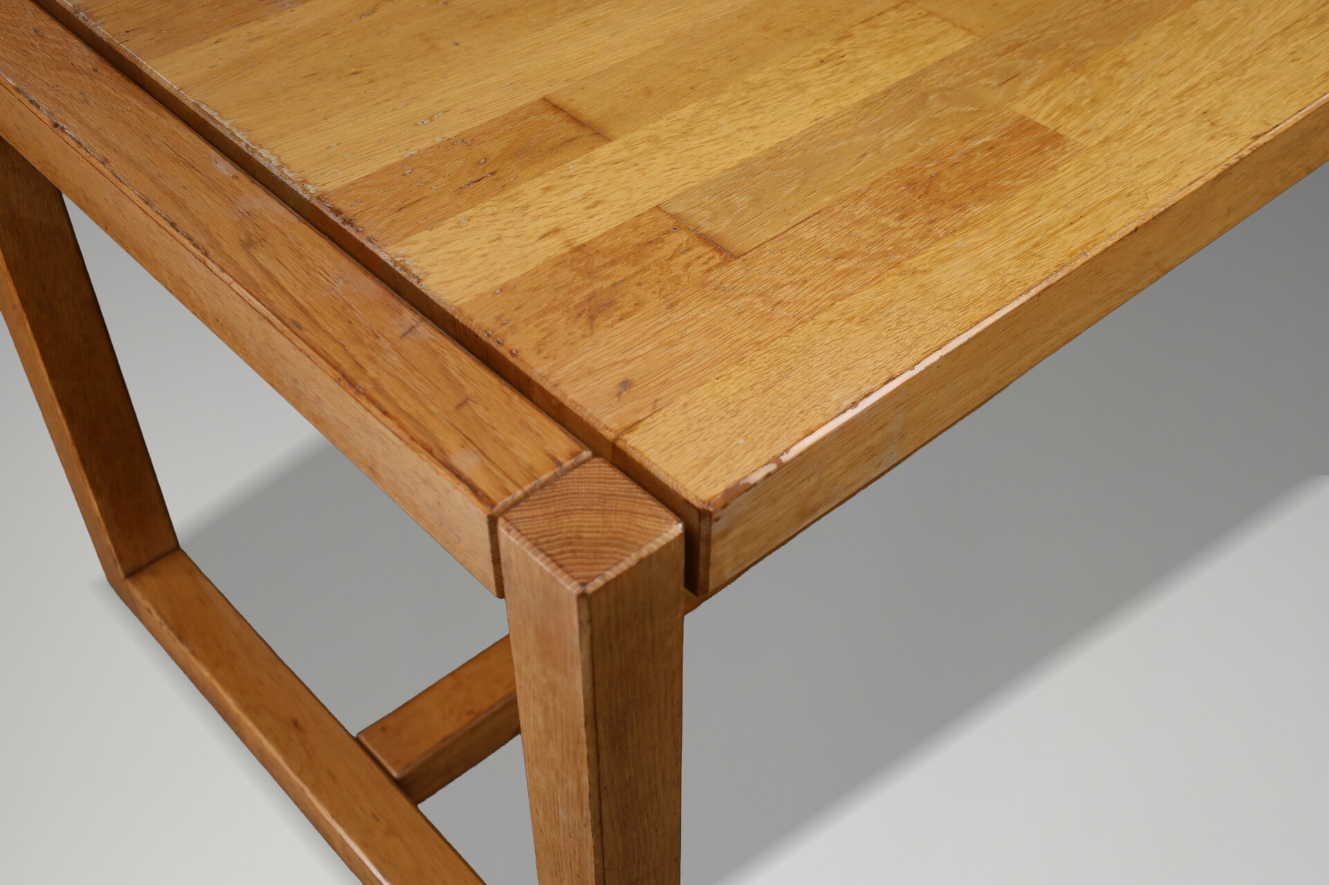 Modernist oak table, Belgium 1970s Late-20th century