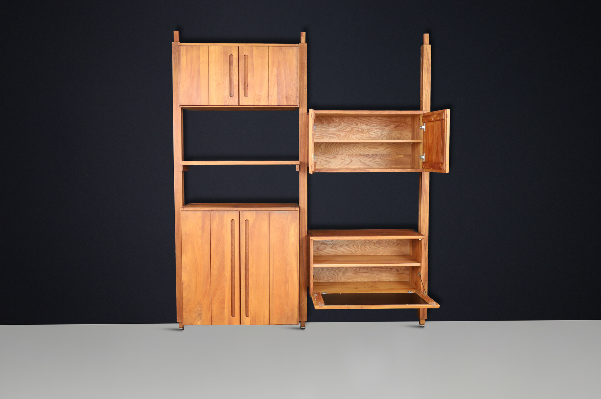 Modular Elmwood Bookcase in the Style of Pierre Chapo, France, 1960s Mid-20th century