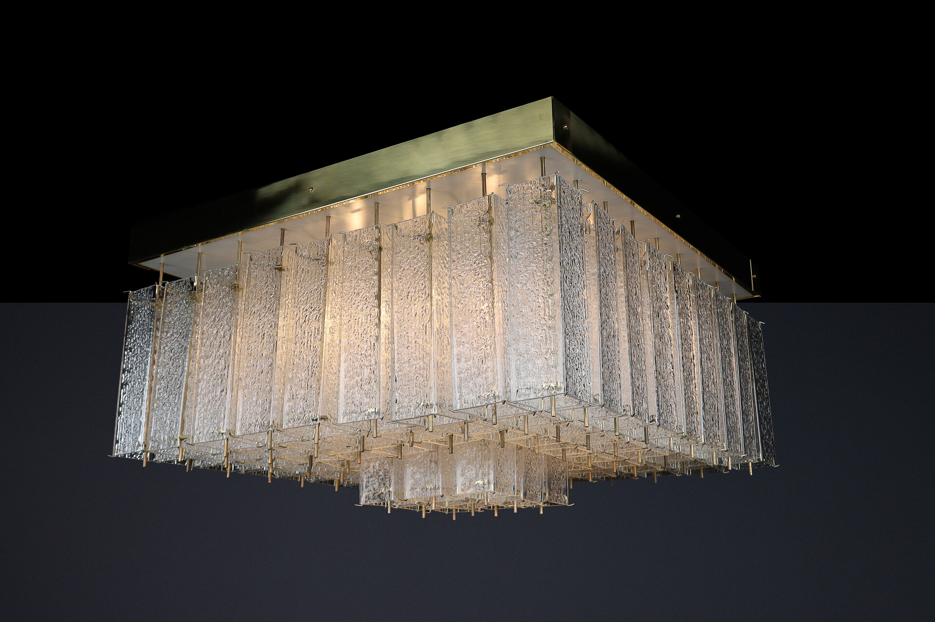 Monumental 1960s Bohemian Flush Mount Chandelier in Textured Glass and Brass. CZ 1960 Mid-20th century