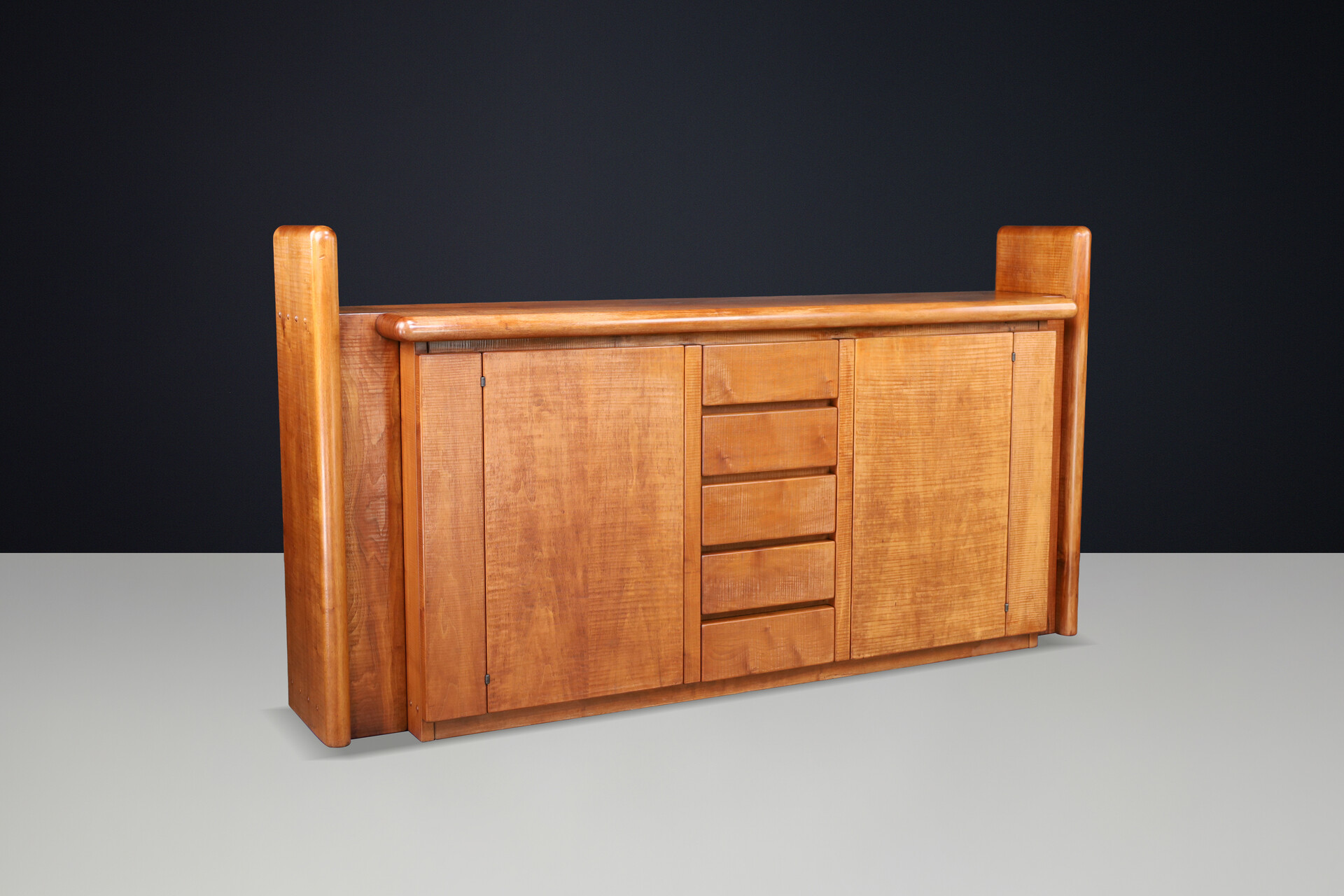 Monumental Brutalist Solid Walnut Sideboard by Officina Rivadossi, Italy, 1970s Late-20th century