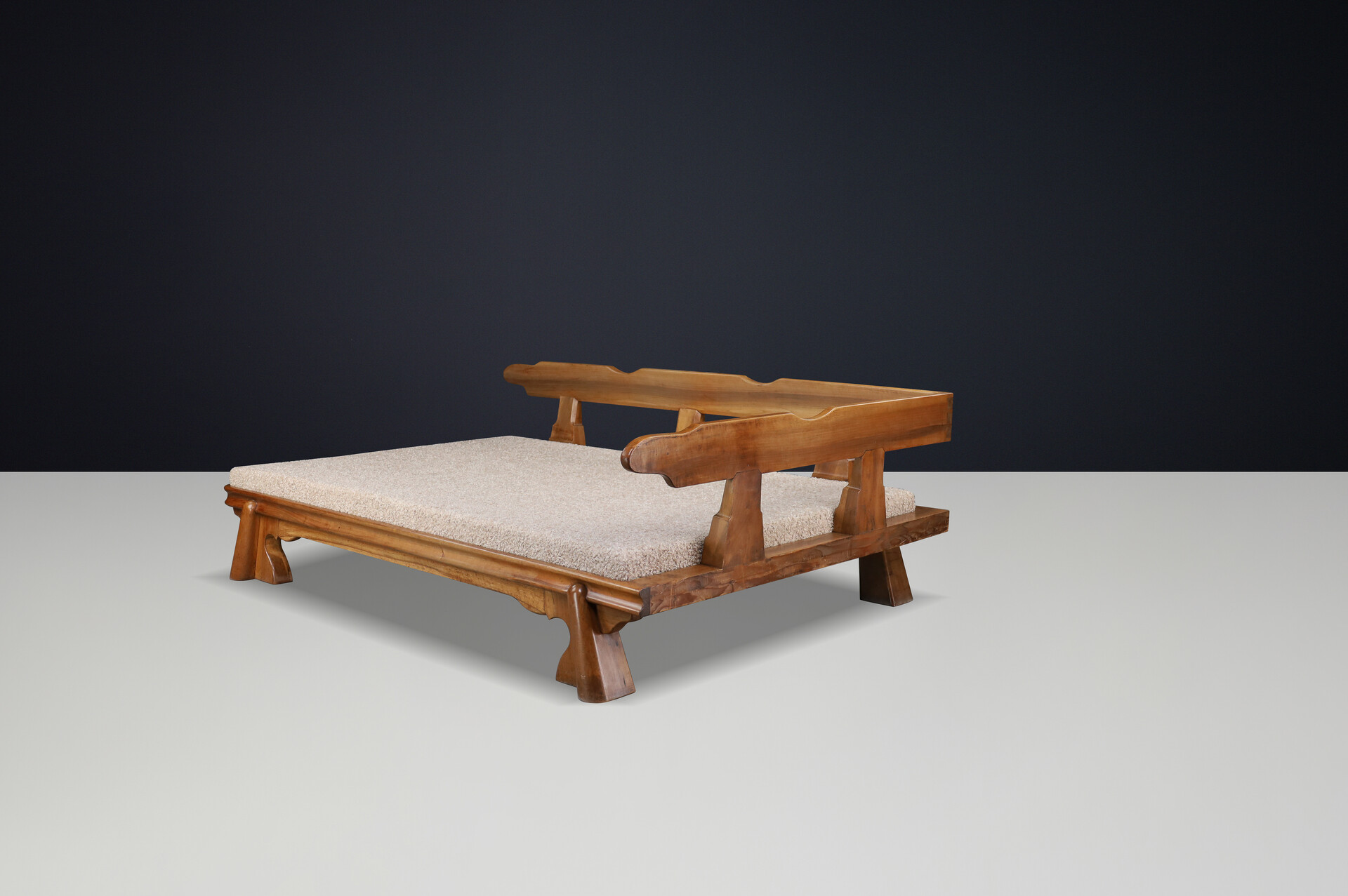 Monumental French Brutalist Walnut Daybed, Sculptural with Bouclé Upholstery. Mid-20th century