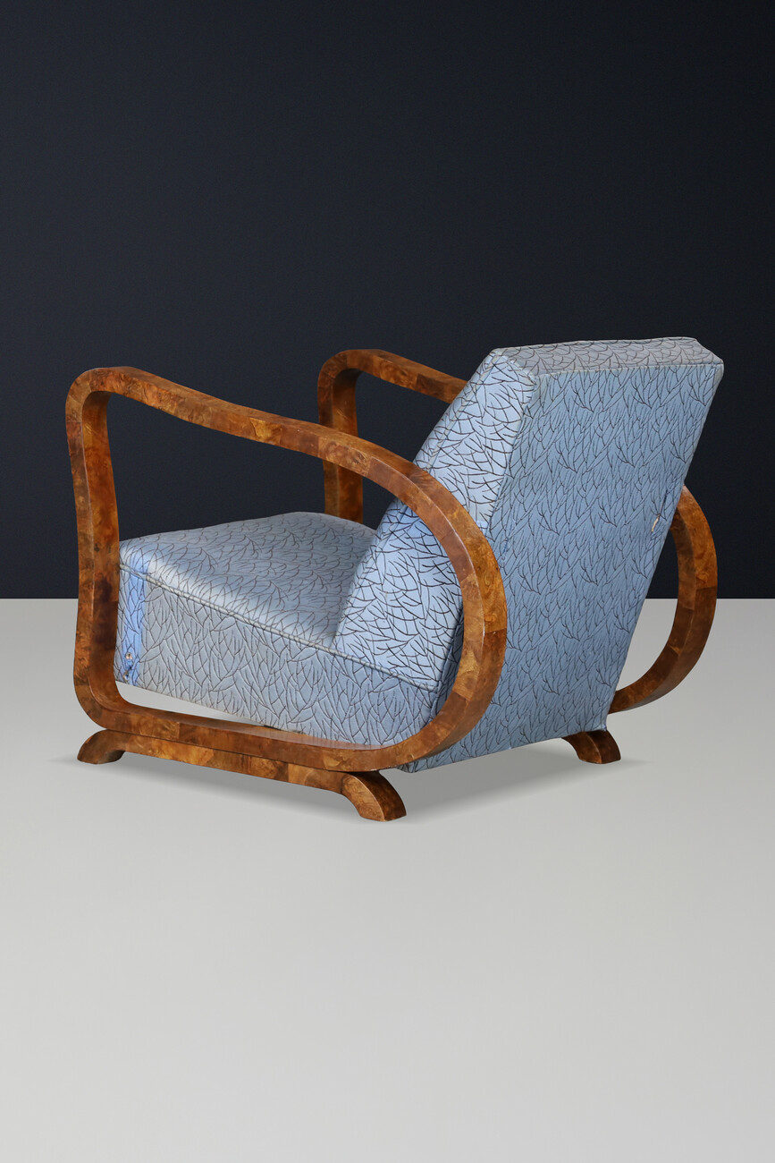 Monumental Italian Art Deco Burl Wood Club Chair, Sculptural Form, Italy 1930s Early-20th century