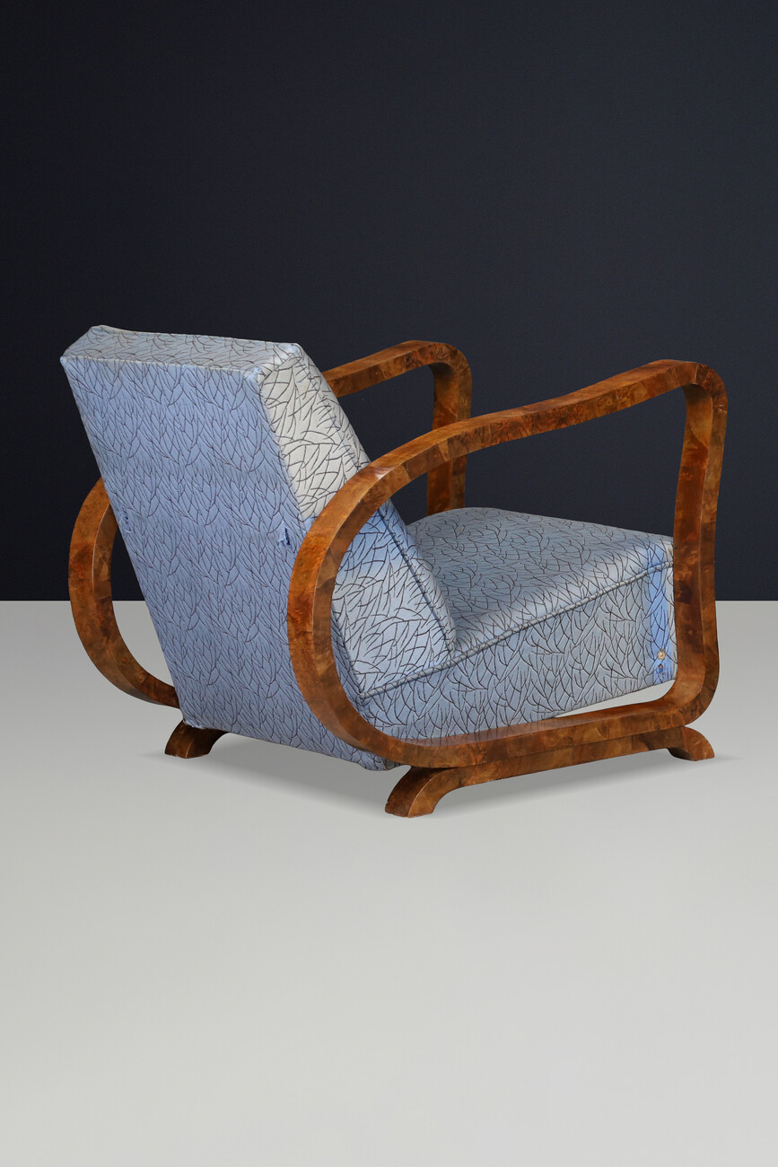 Monumental Italian Art Deco Burl Wood Club Chair, Sculptural Form, Italy 1930s Early-20th century
