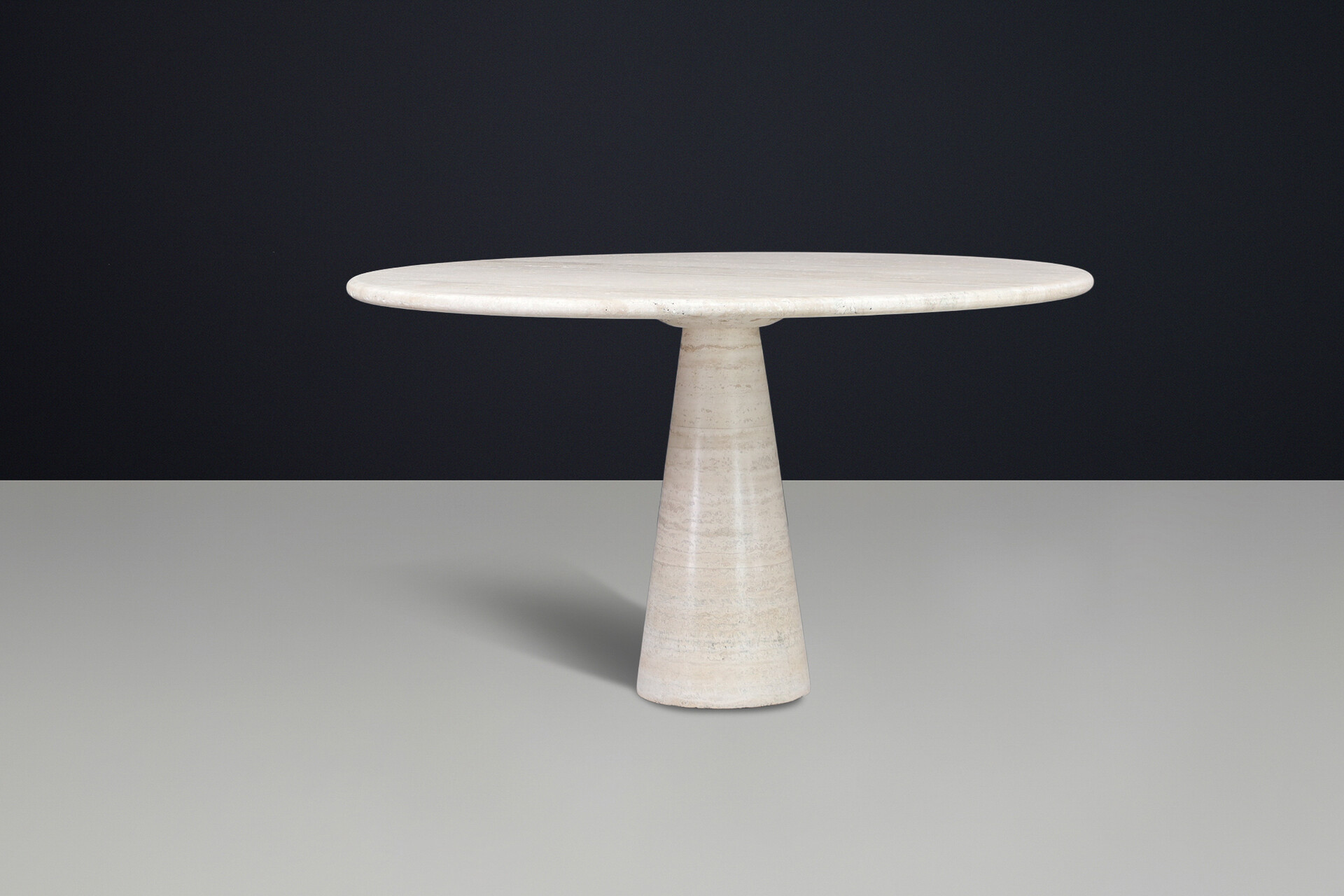 Monumental Italian Travertine Round Dining Table with Cone Base, 1970s Late-20th century