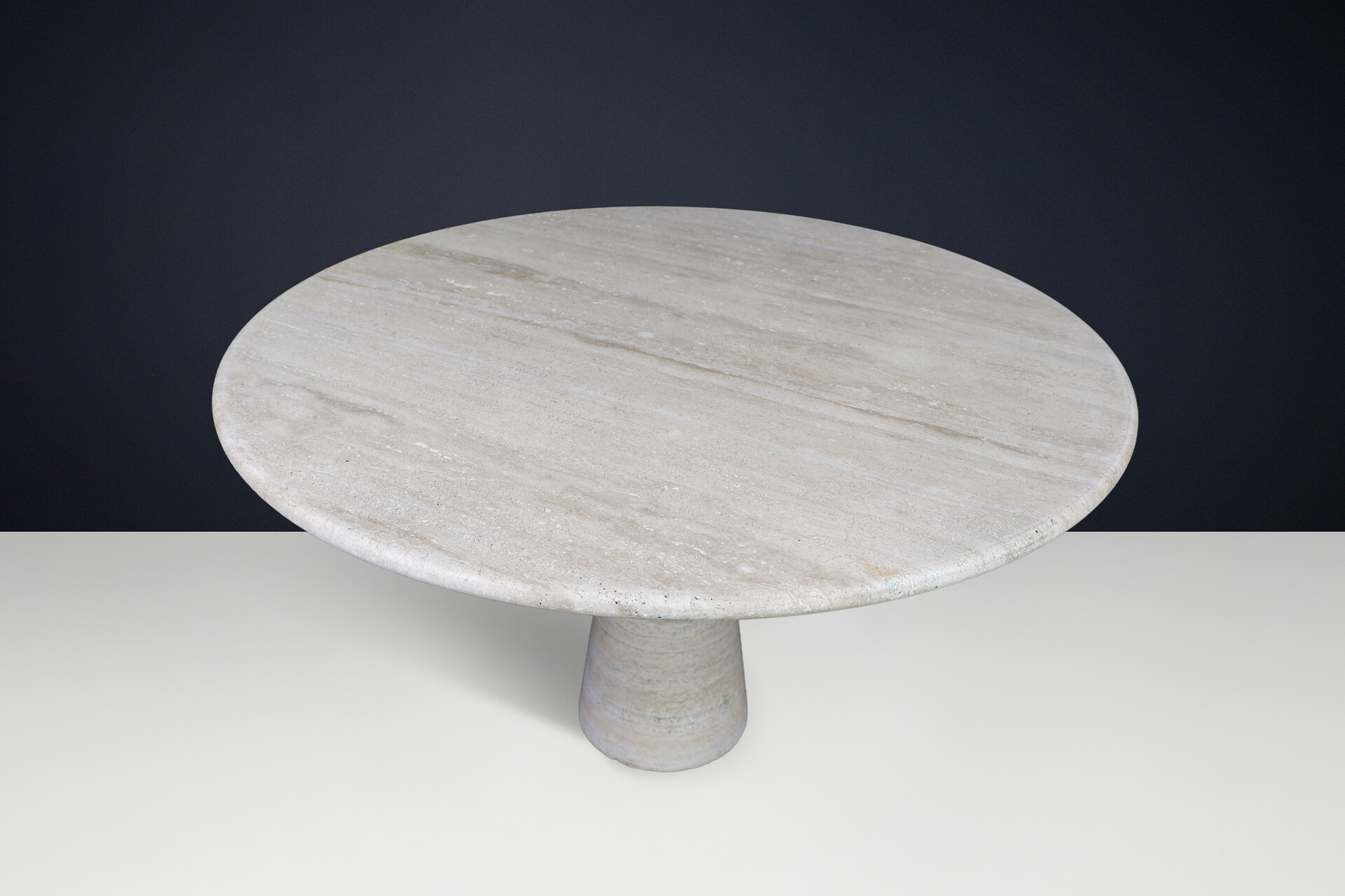 Monumental Italian Travertine Round Dining Table with Cone Base, 1970s Late-20th century