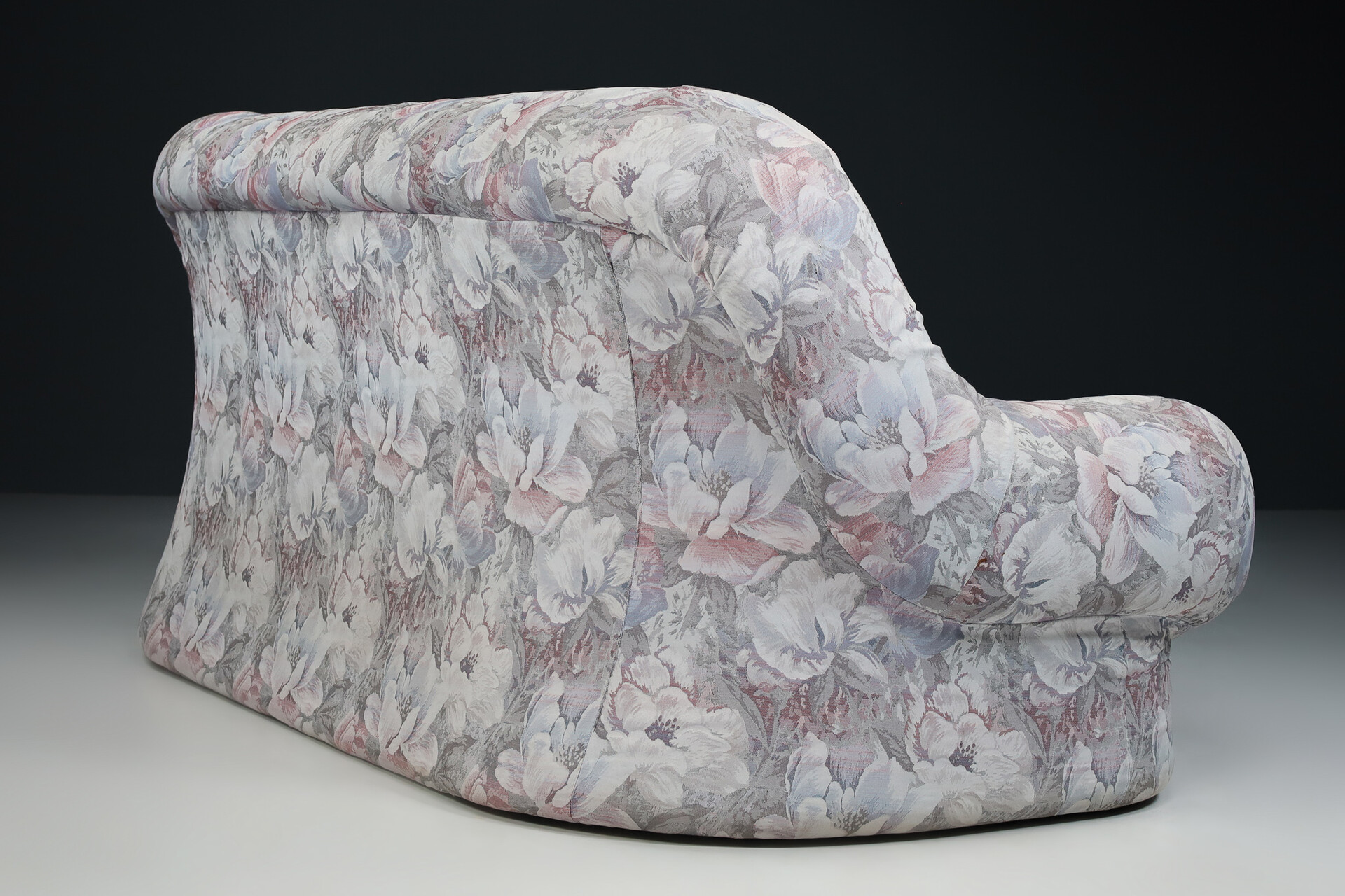 Nuava Sofa by Emilio Guarnacci for 1P Italy in Original Fabric, 1960s Mid-20th century
