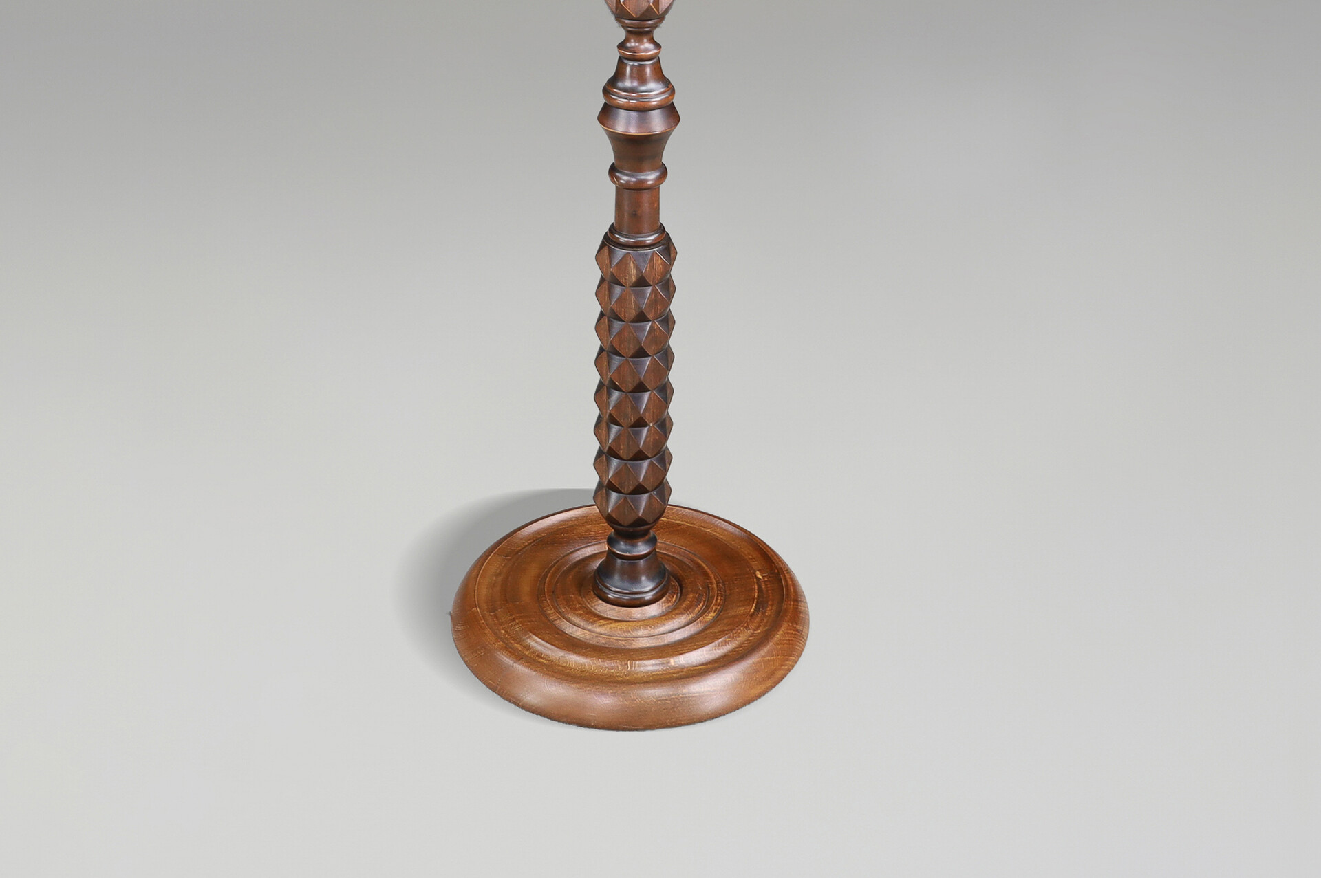 Oak Floor Lamp in the Style of Charles Dudouyt, France, 1940s Early-20th century