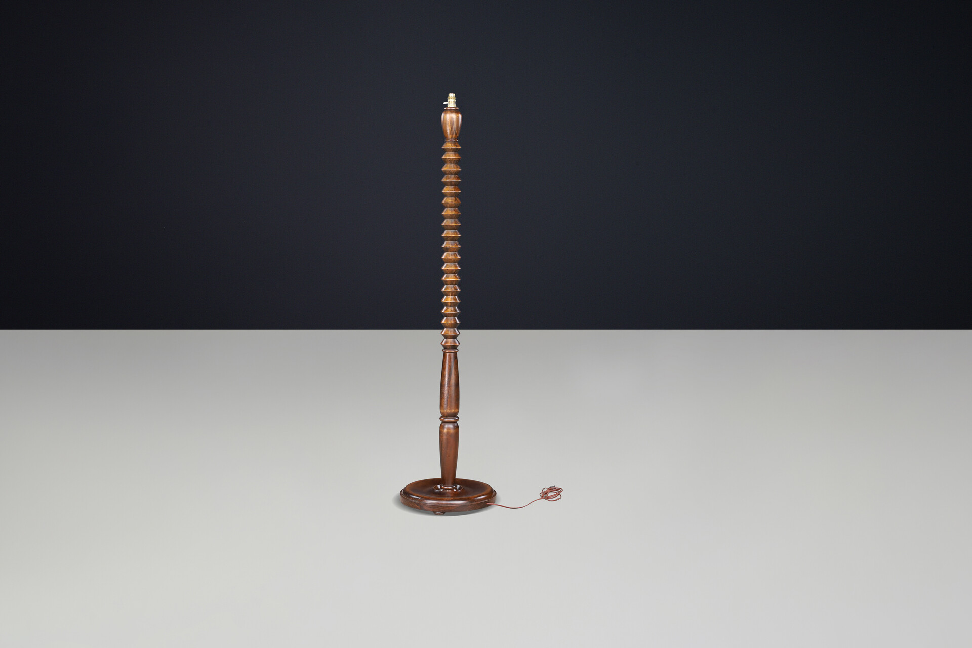 Oak Floor Lamp in the Style of Charles Dudouyt, France, 1940s Early-20th century