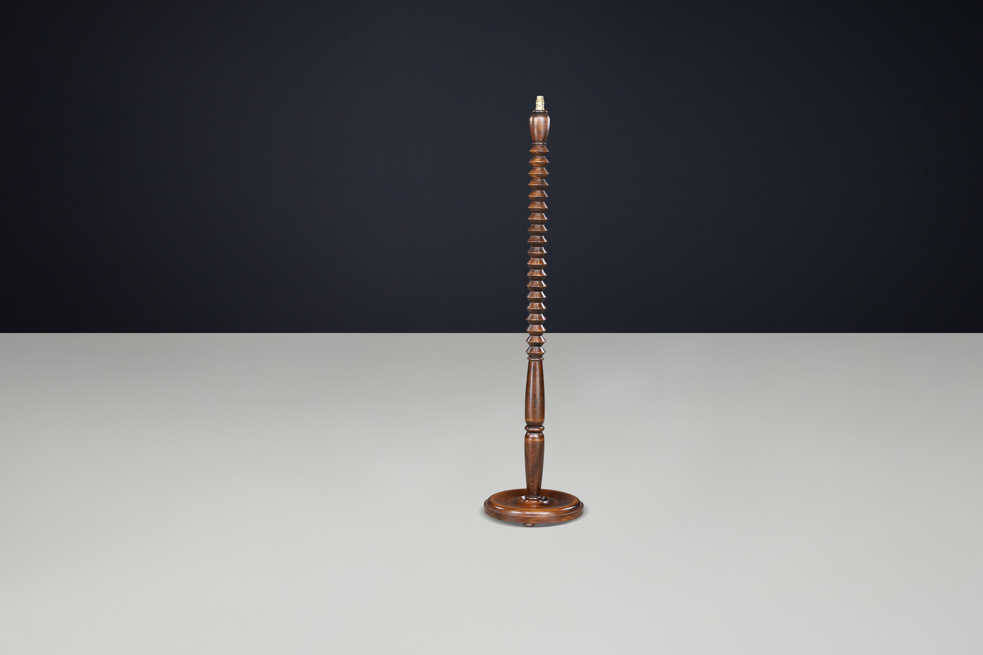 Oak Floor Lamp in the Style of Charles Dudouyt, France, 1940s Early-20th century