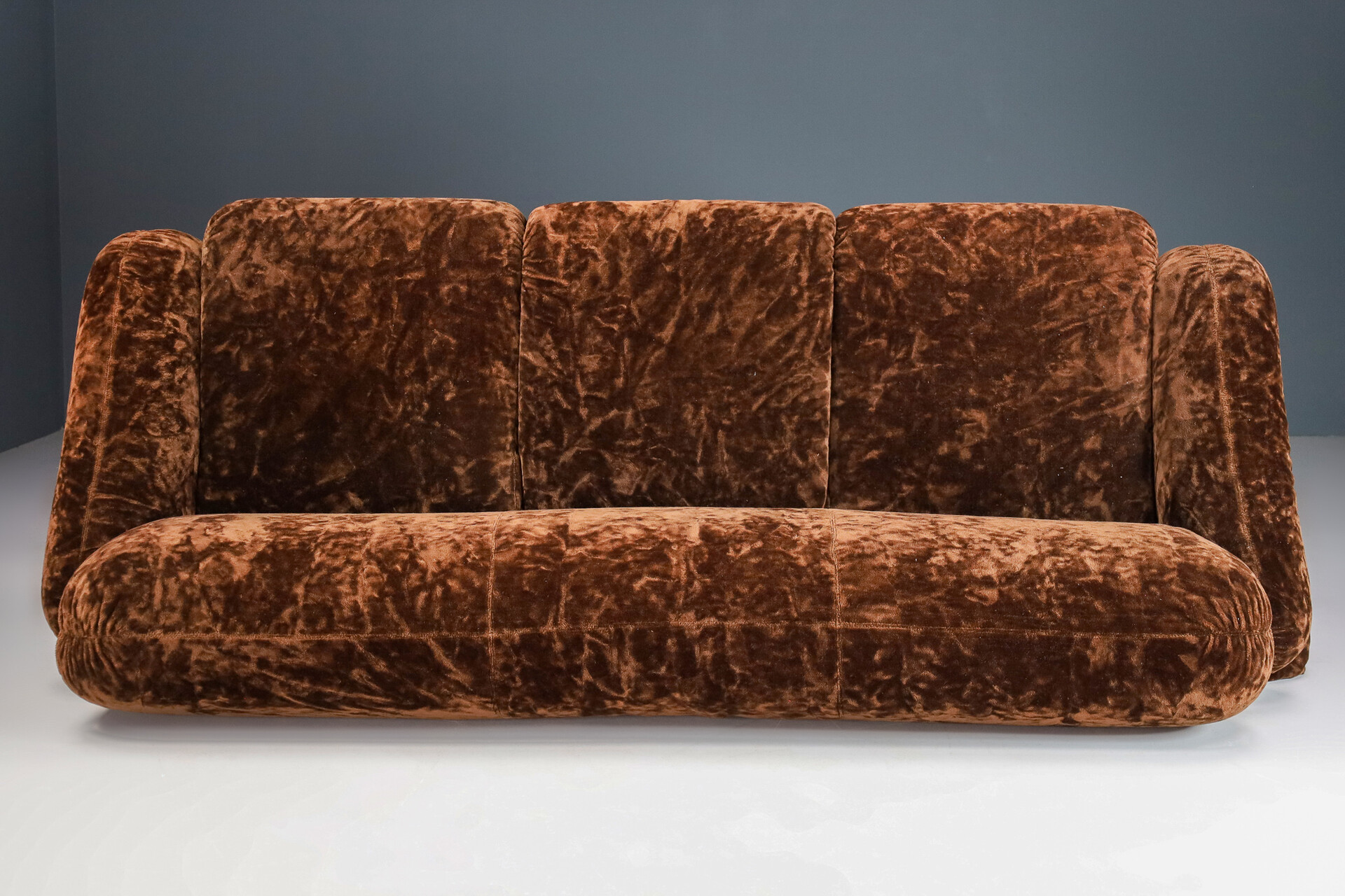 Original Fabric Gianfranco Frattini style lounge sofa, Italy 1970s Mid-20th century