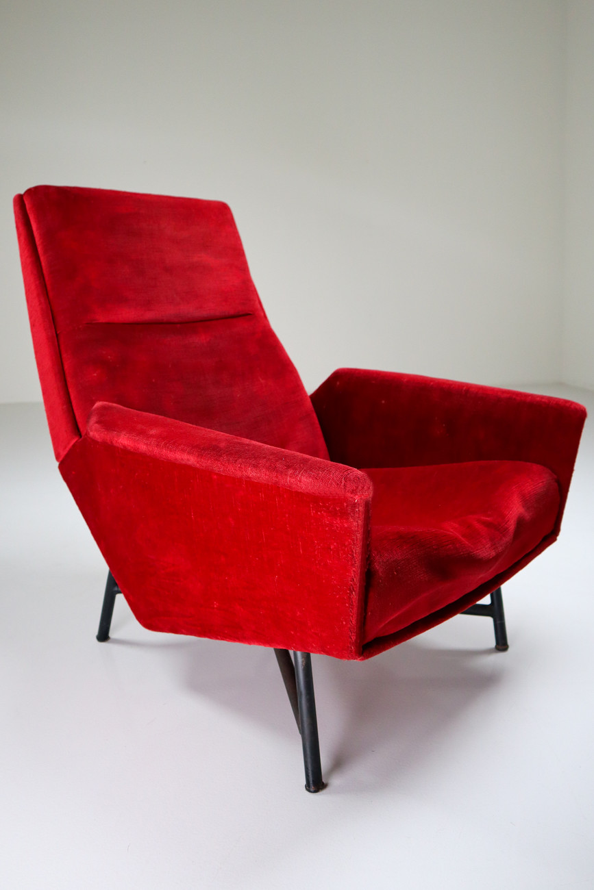 Pair Atypical Lounge Chairs by Guy Besnard France 1959 Mid-20th century