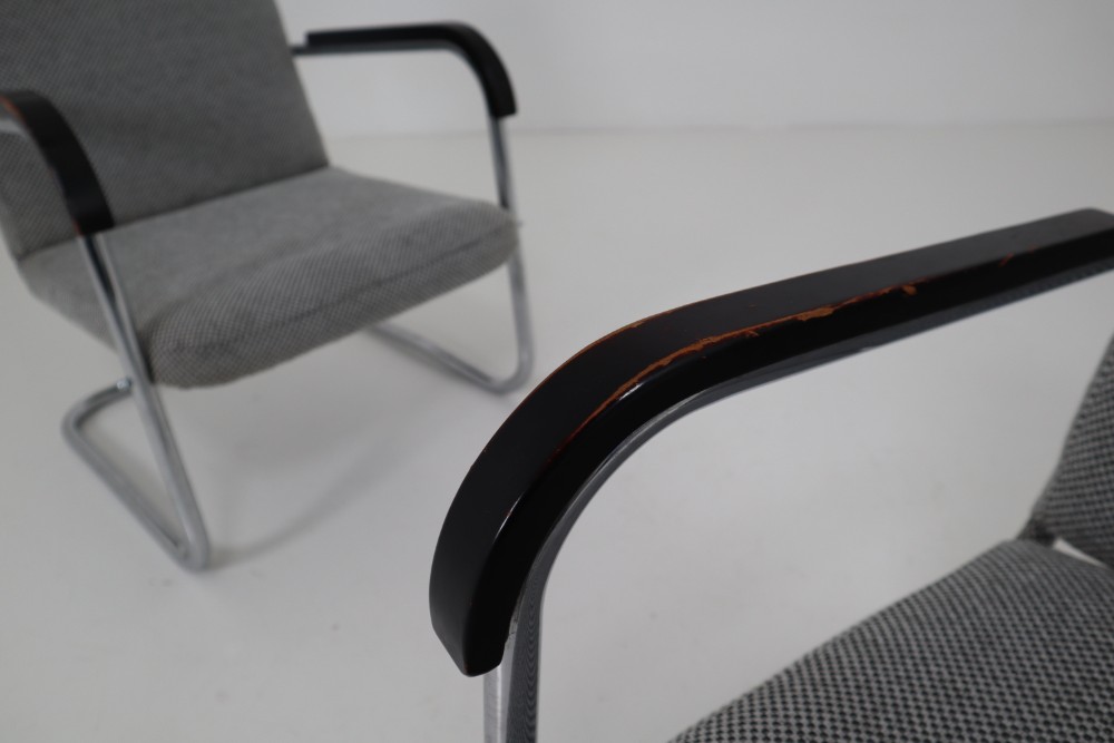 Pair of Chrome Steel Armchairs by Thonet circa 1930s Midcentury Bauhaus Period