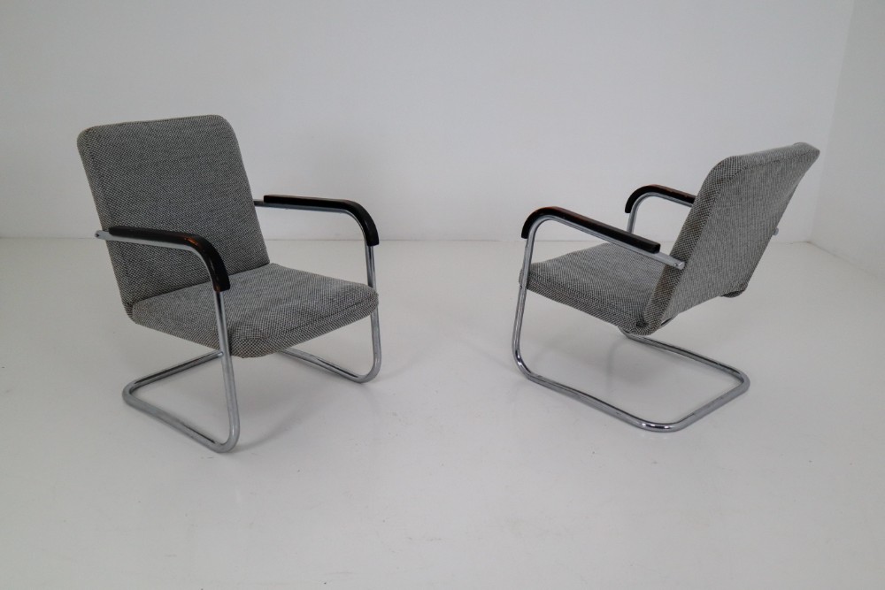Pair of Chrome Steel Armchairs by Thonet circa 1930s Midcentury Bauhaus Period