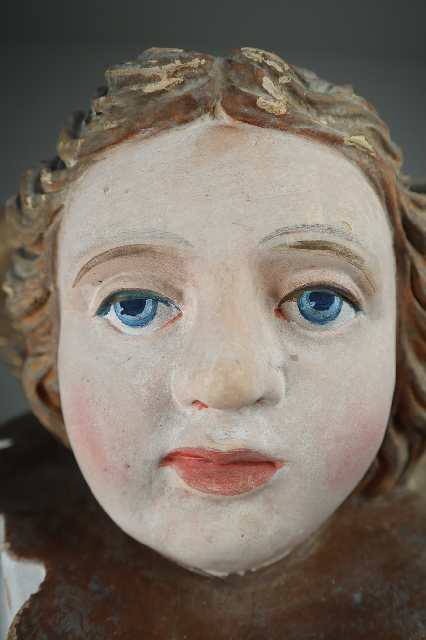 Pair of French antique wooden pedestal with carved cherub angels. Early-19th century