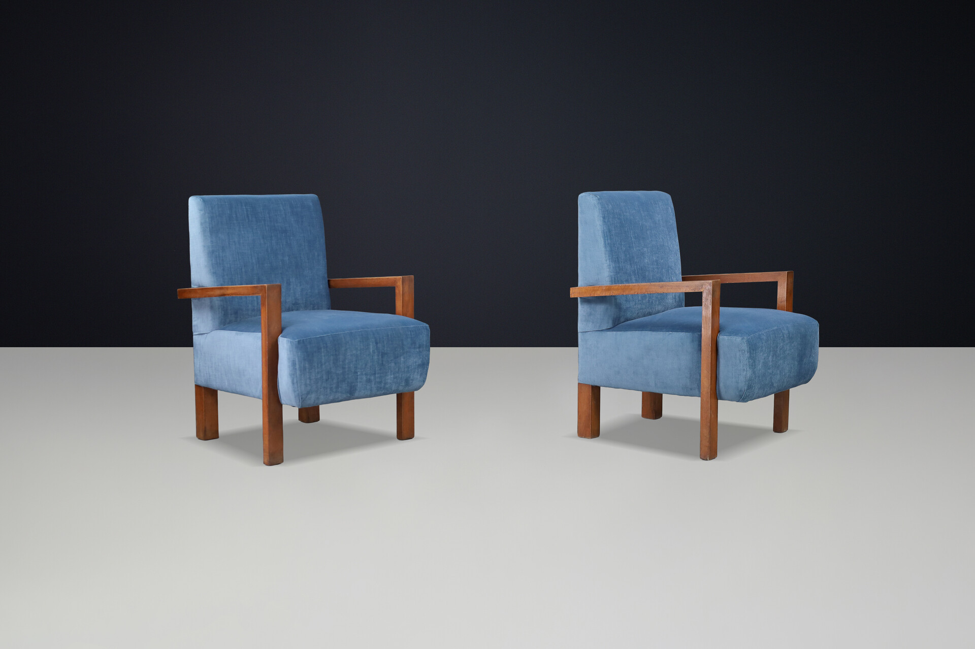 Pair of Giovanni Michelucci Armchairs in Blue Velvet, Italy, 1940s Mid-20th century