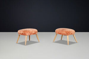 Pair of Italian Mid-Century Modern Beech Stools 1950s Sculptural Form Mid-20th century