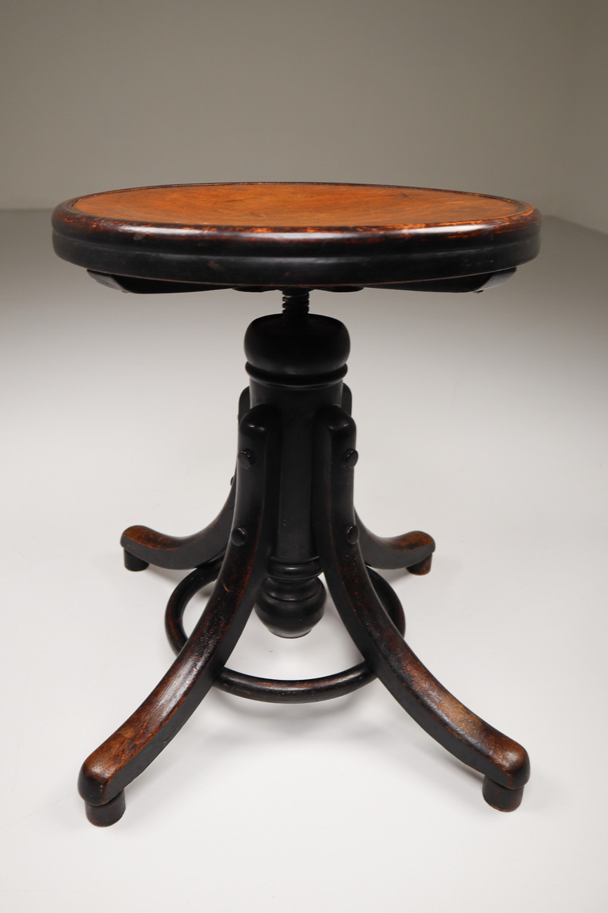 Patinated Bentwood Piano Stool by Thonet Austria 1900s Mid-20th century