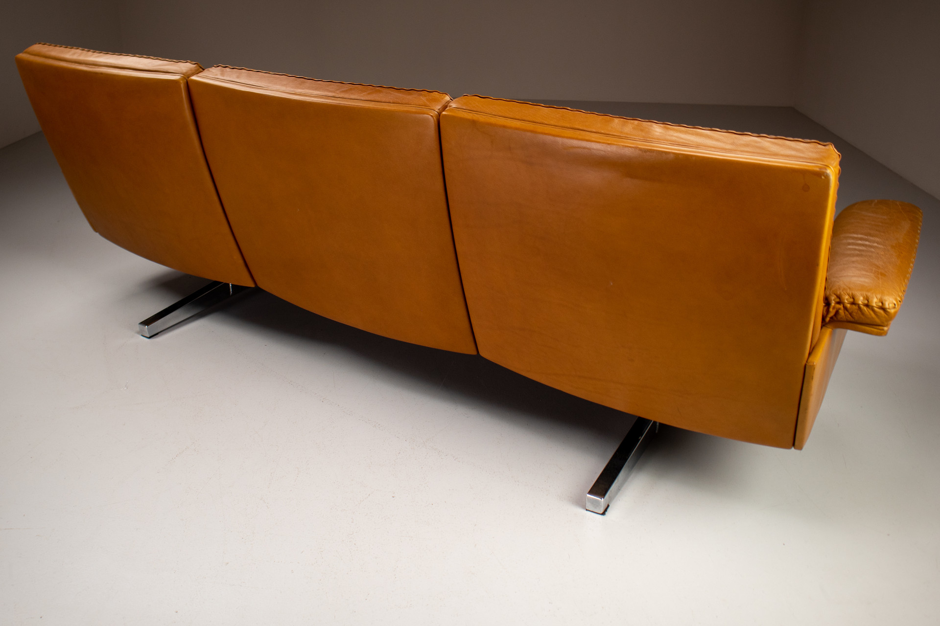 Patinated Cognac Leather De Sede DS 35 Leather Three-Seat Sofa, Switzerland, 1970s Mid-20th century
