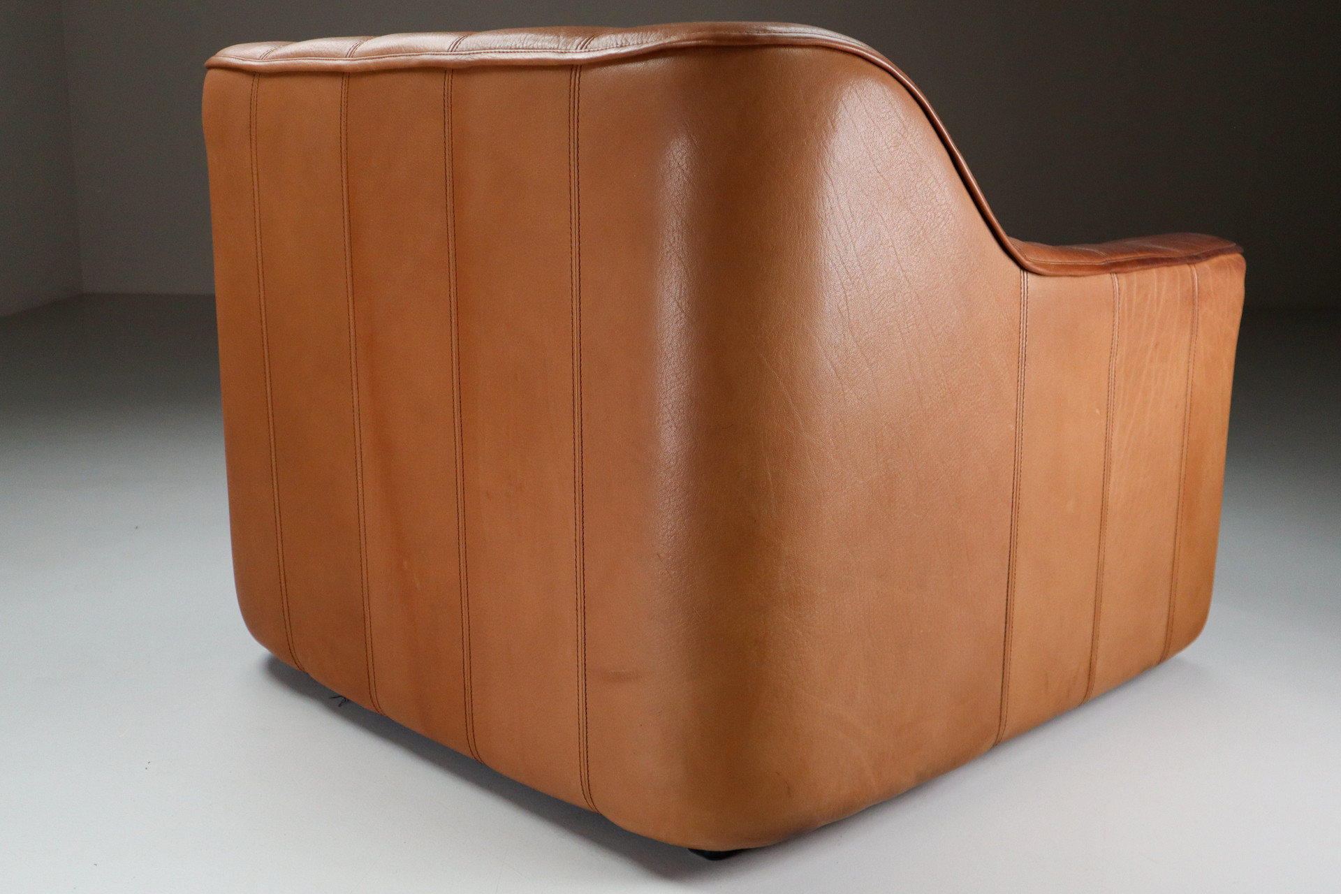 Patinated De Sede DS 44 Leather Armchair, Switzerland 1970s Mid-20th century