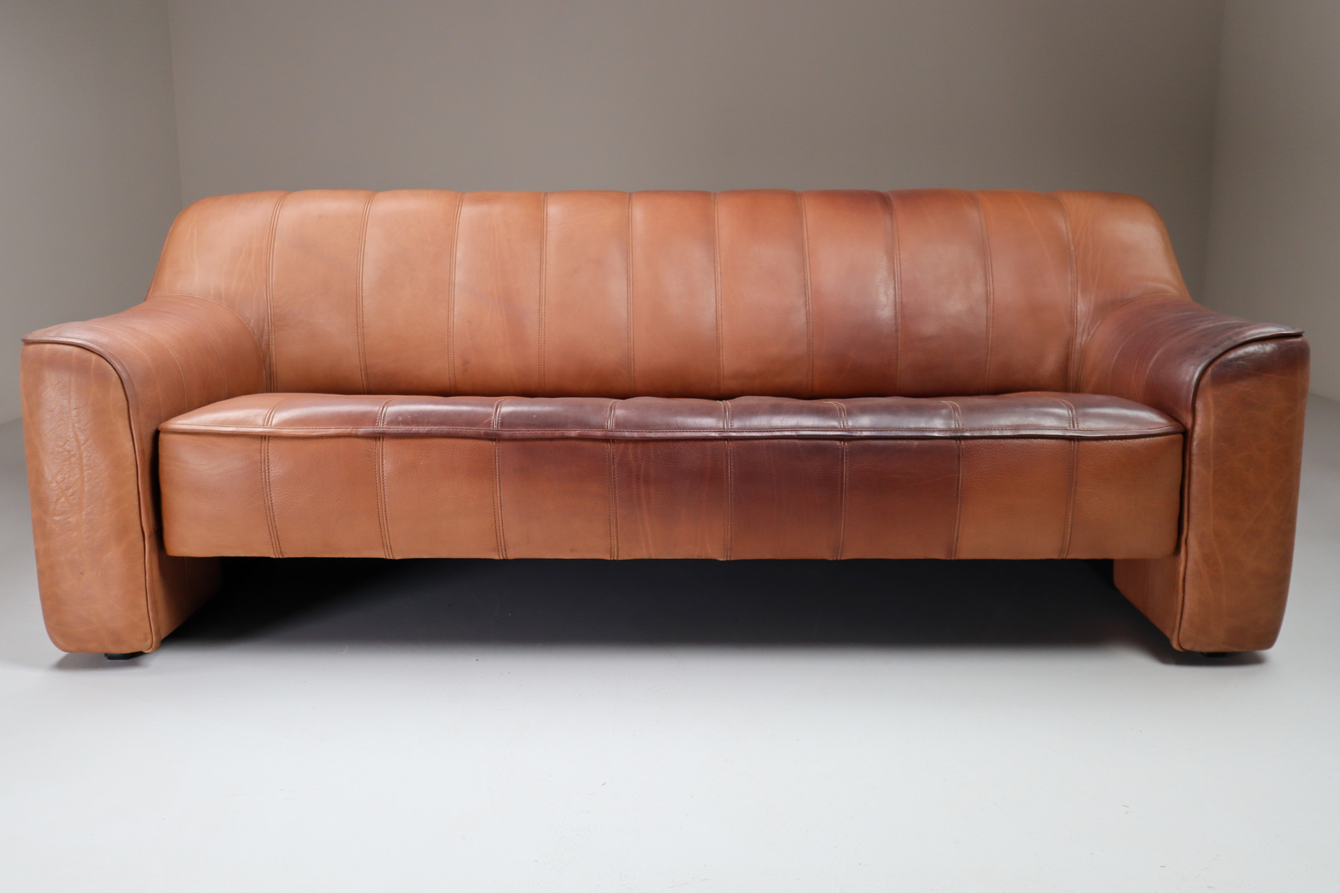 Patinated De Sede DS 44 Leather Sofa, Switzerland 1970s Mid-20th century