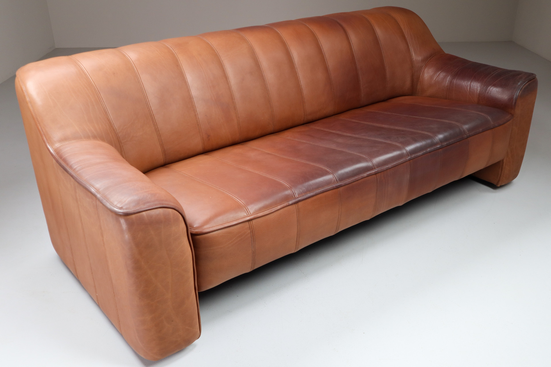 Patinated De Sede DS 44 Leather Sofa, Switzerland 1970s Mid-20th century