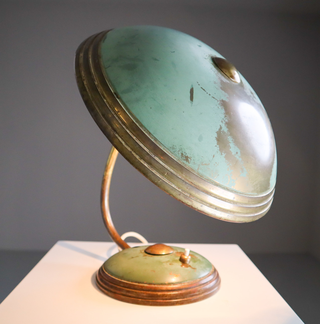 Patinated Industrial / Bauhaus office desk lamp Germany 1920 Early-20th century