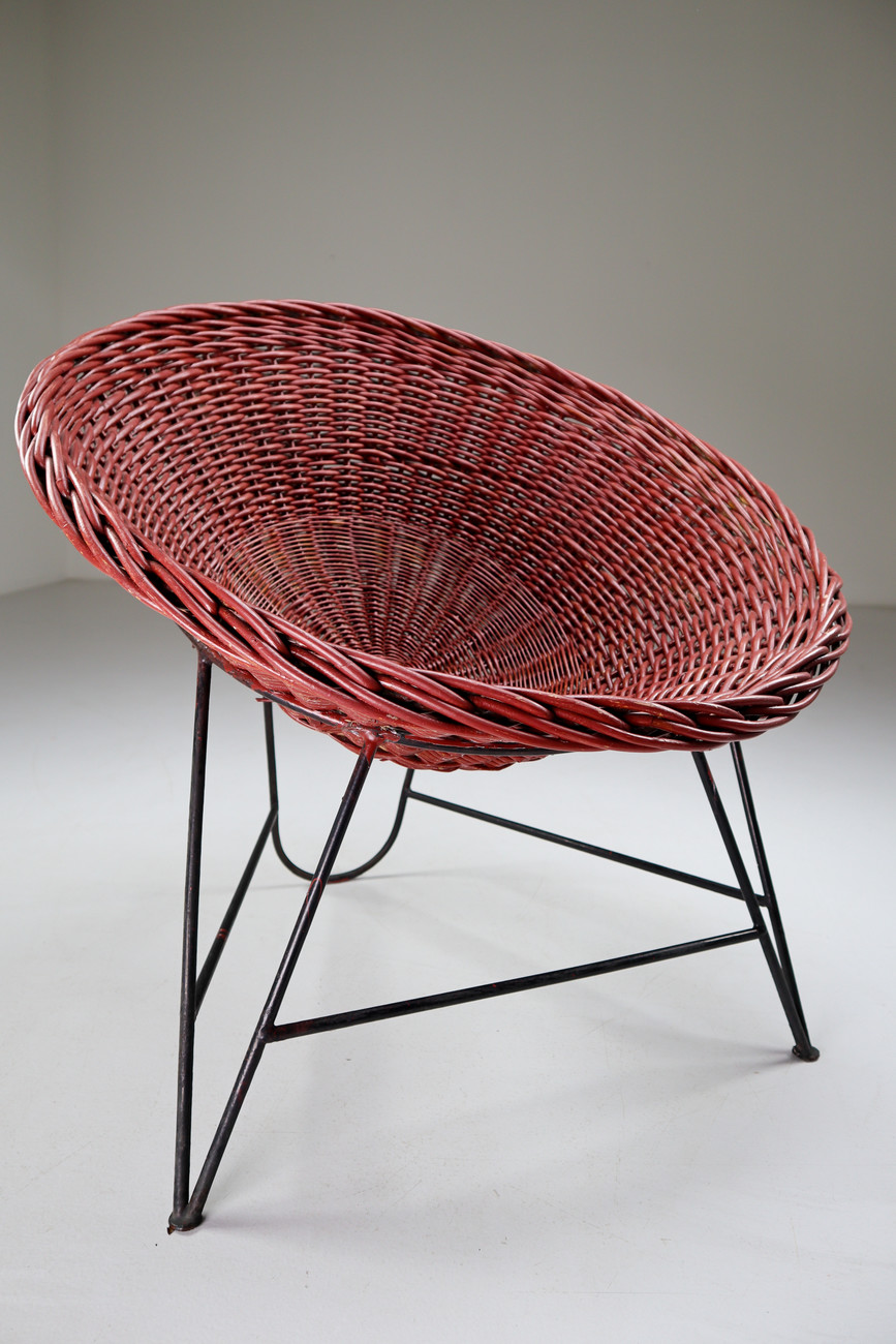 Patinated Mid Century Modern Wicker Midcentury Wicker Easy-Lounge-Patio Chair Designed In Europe, Mid-20th century