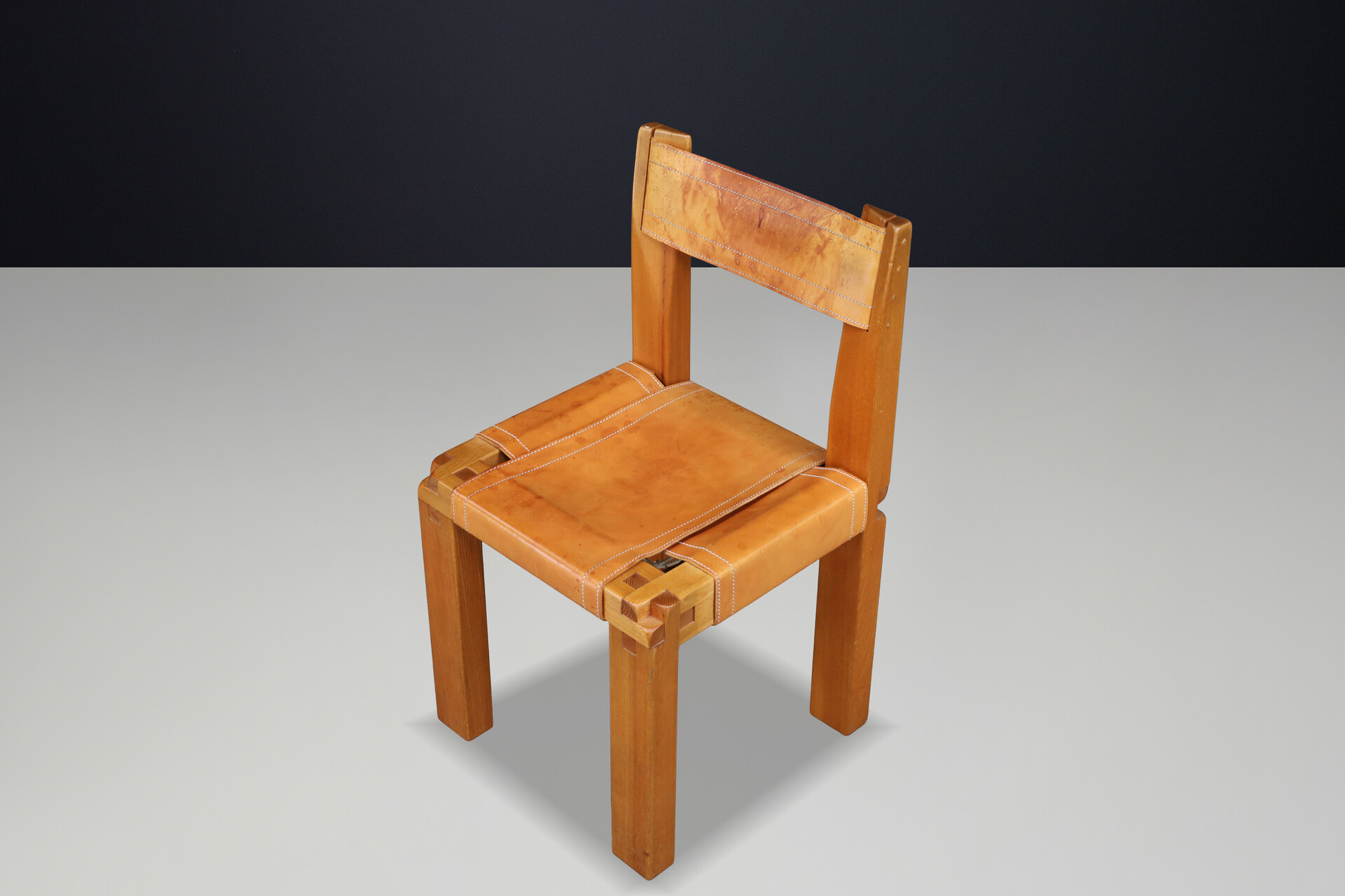 Pierre Chapo S11 Dining Chair in Elm and Cognac Leather, France, 1960s Mid-20th century